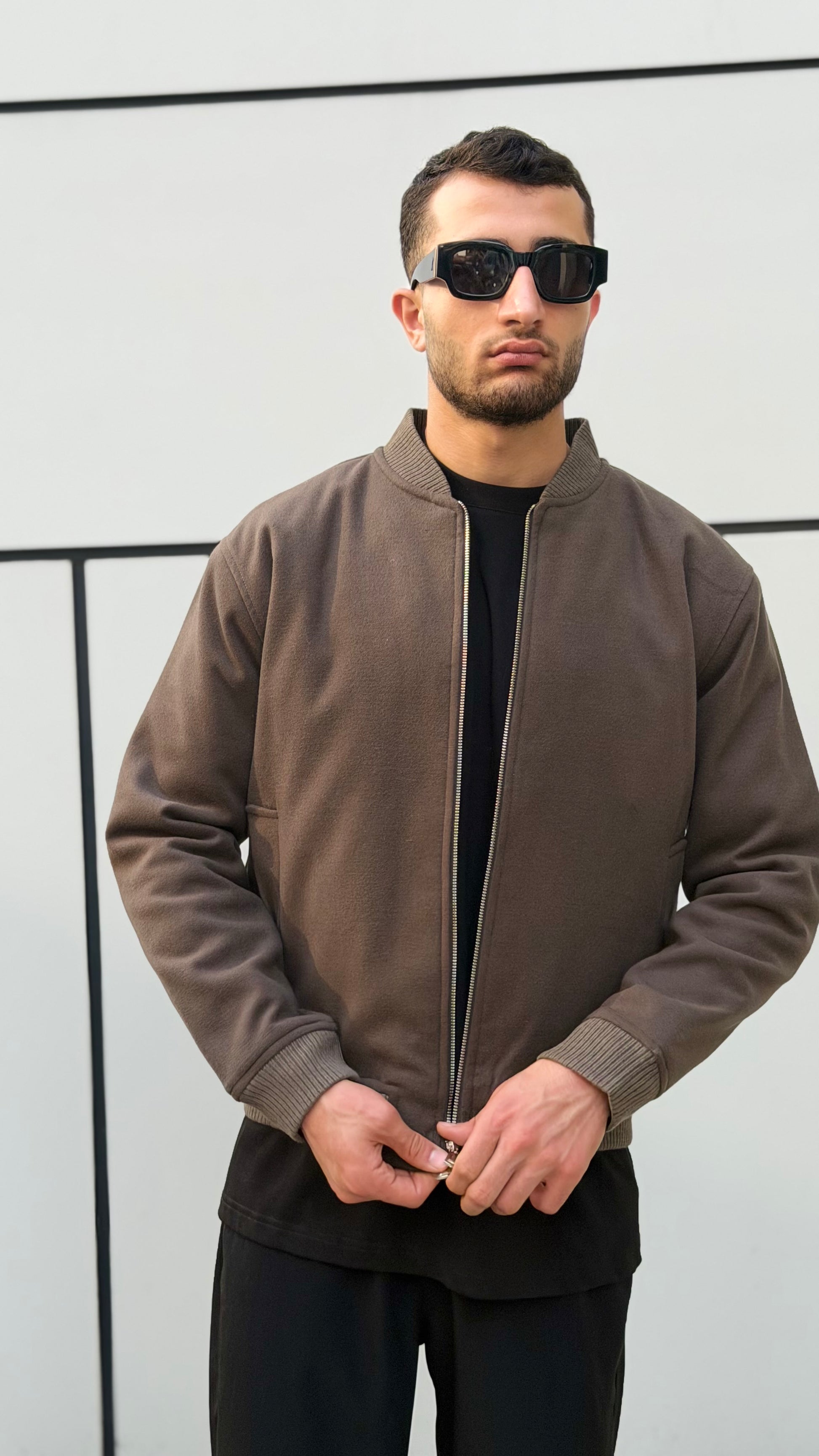 color:brown
