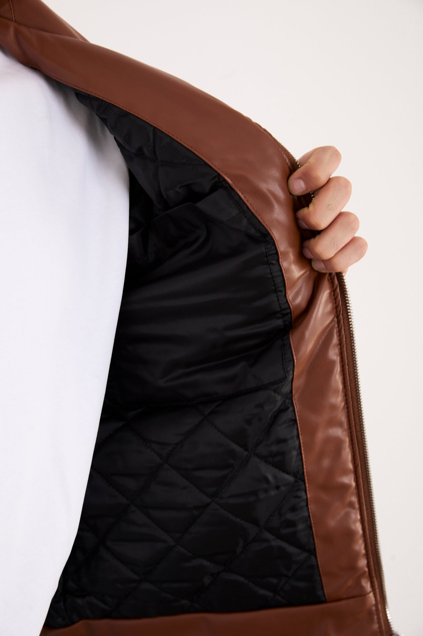 color:brown
