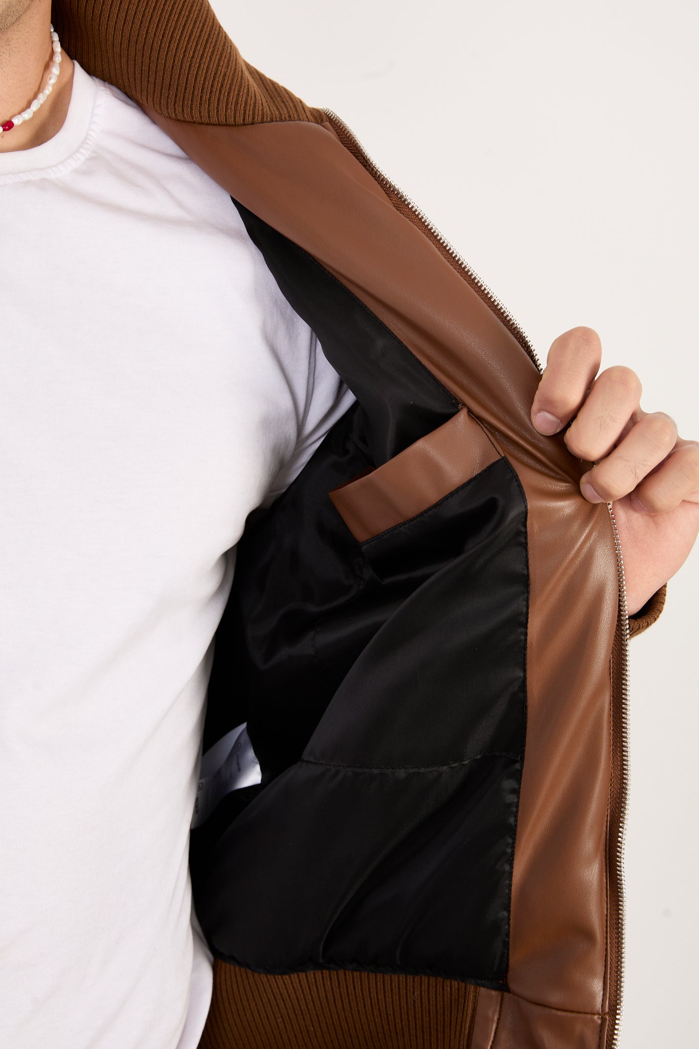 color:brown