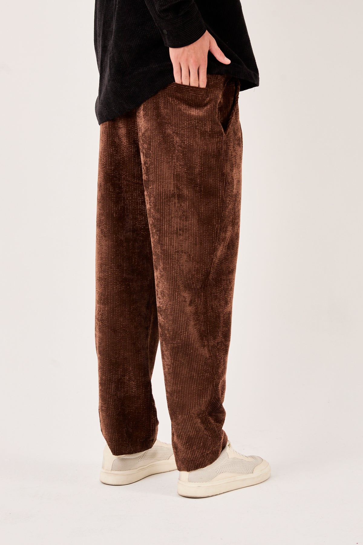 color:brown