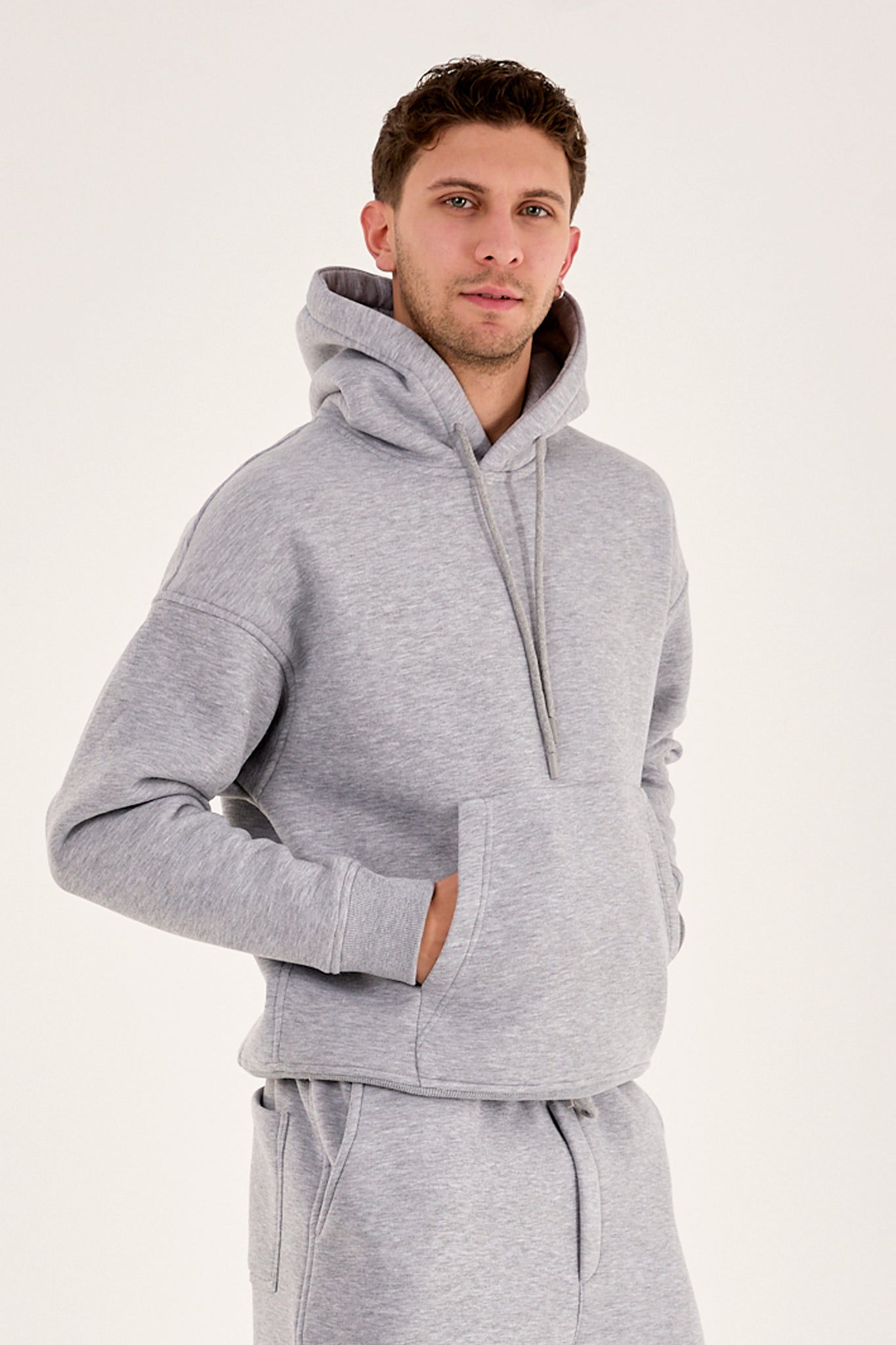  color:gray