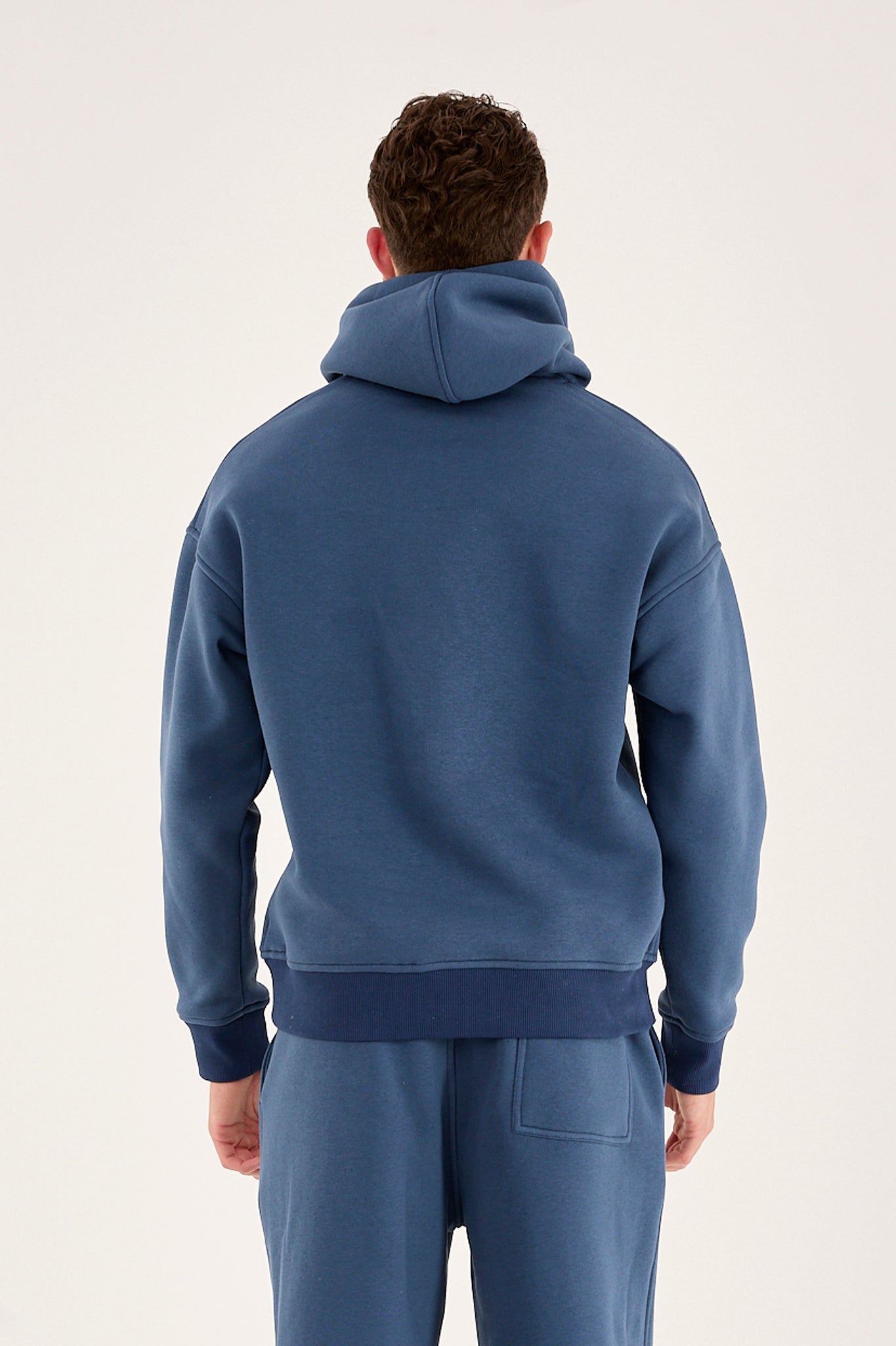 color:blue