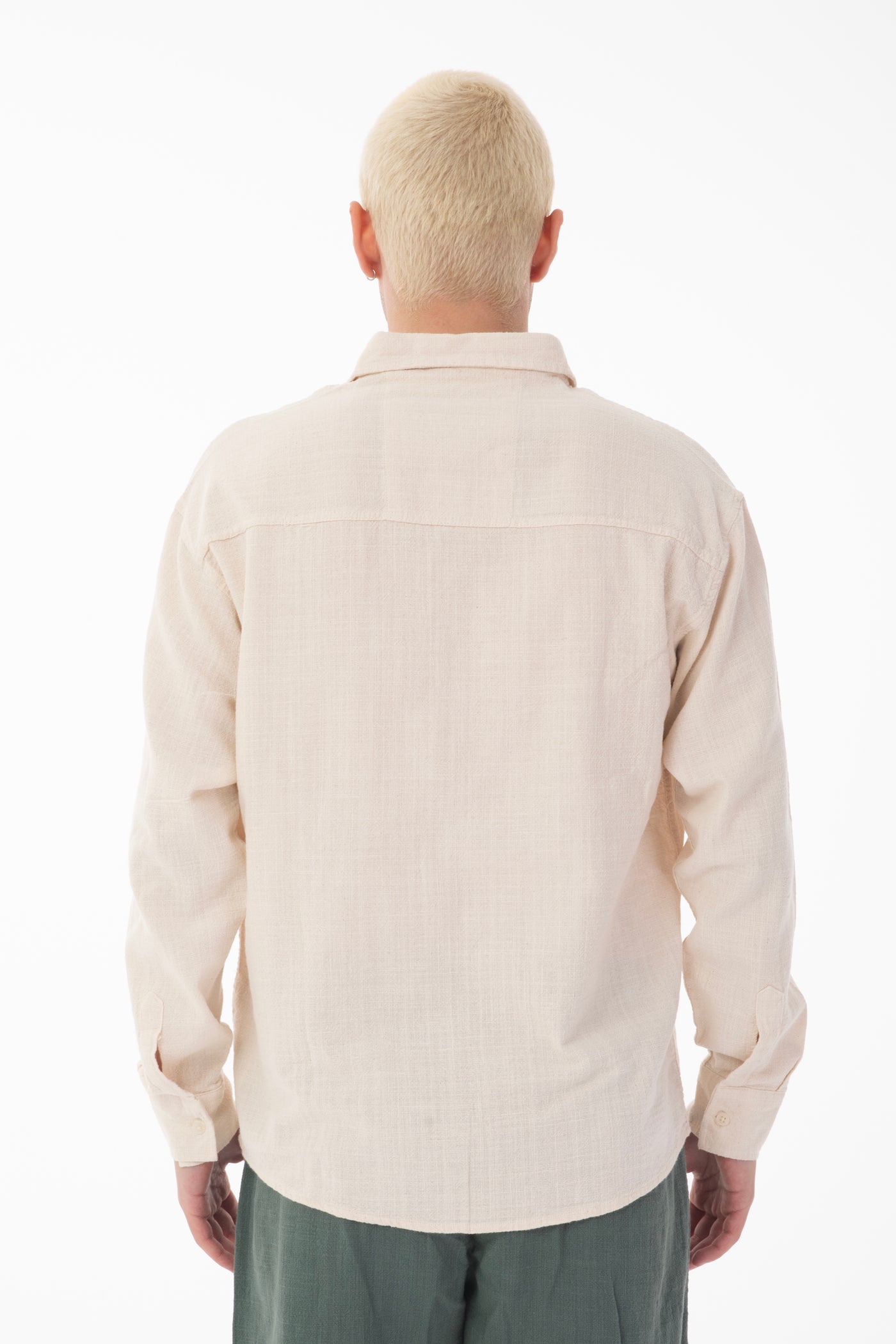 color:beige
