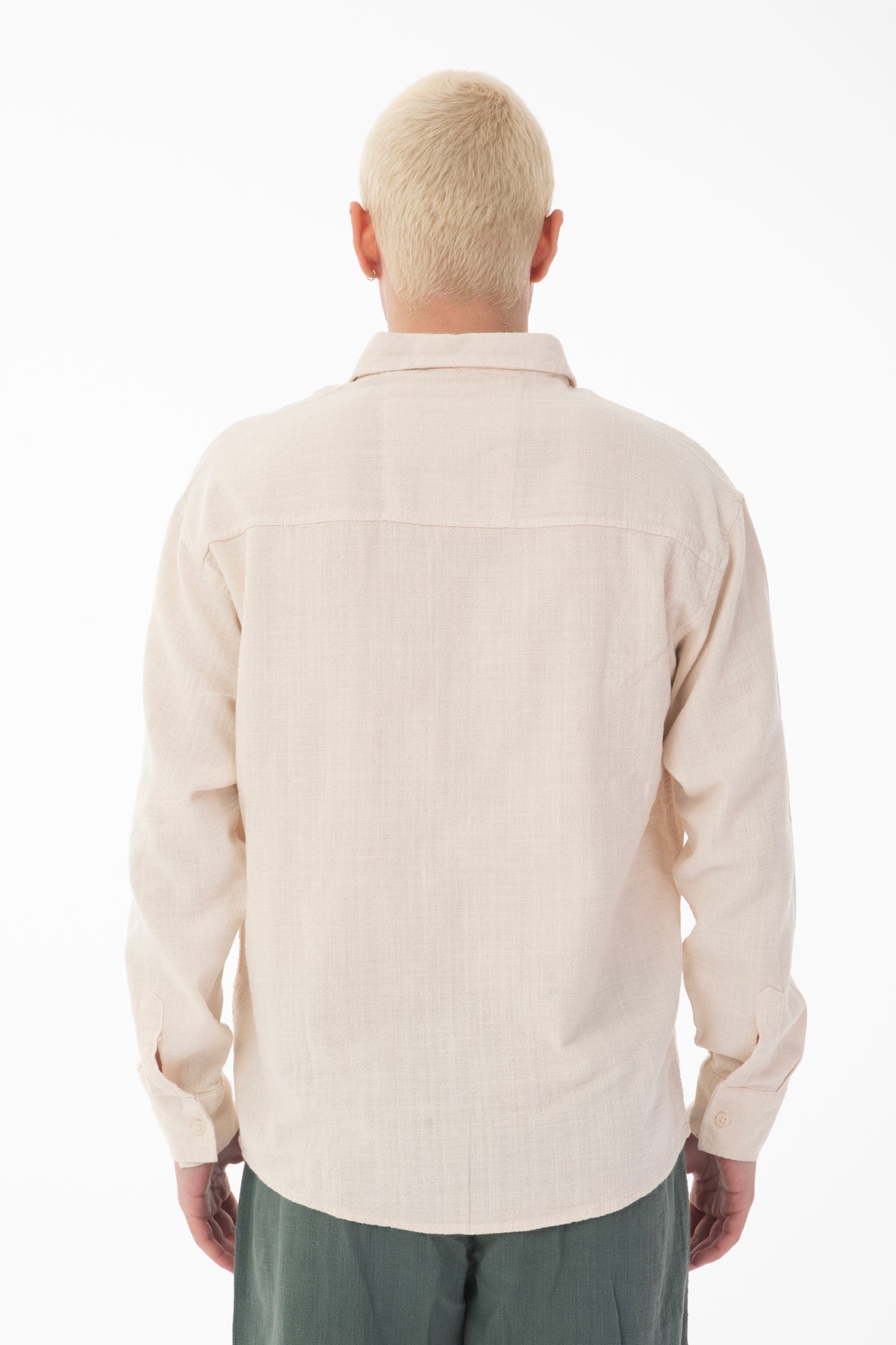 color:beige
