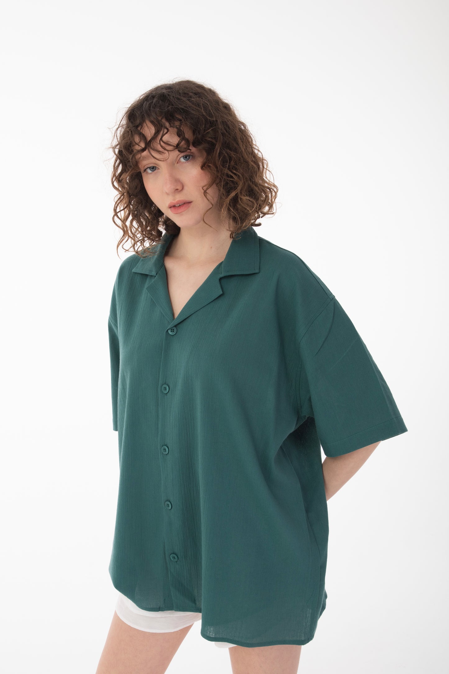 color:green