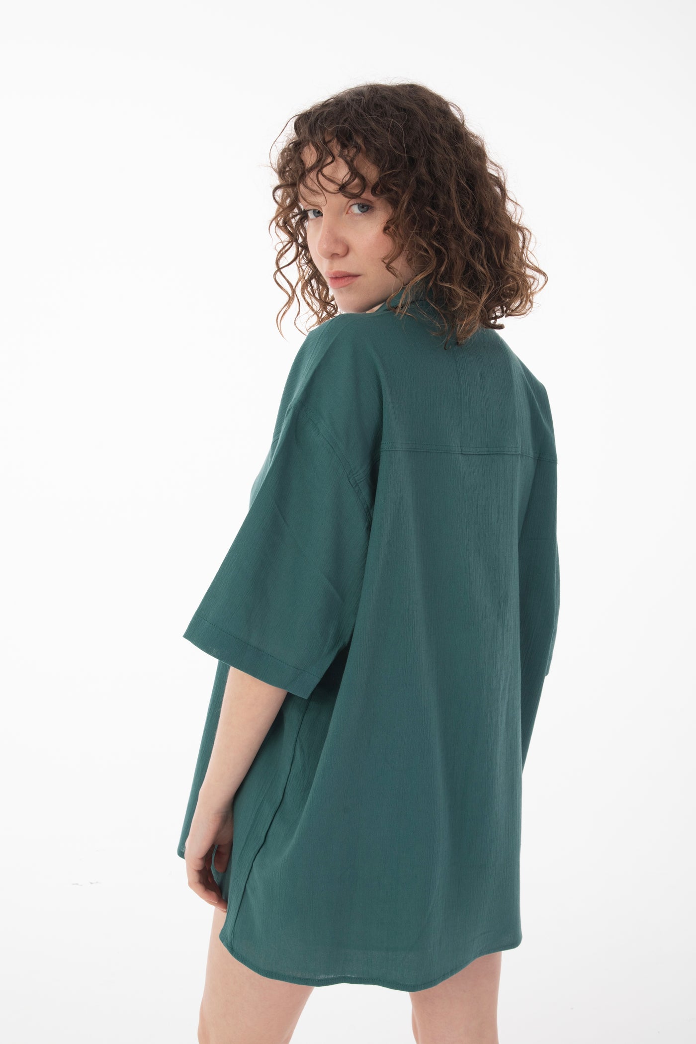 color:green