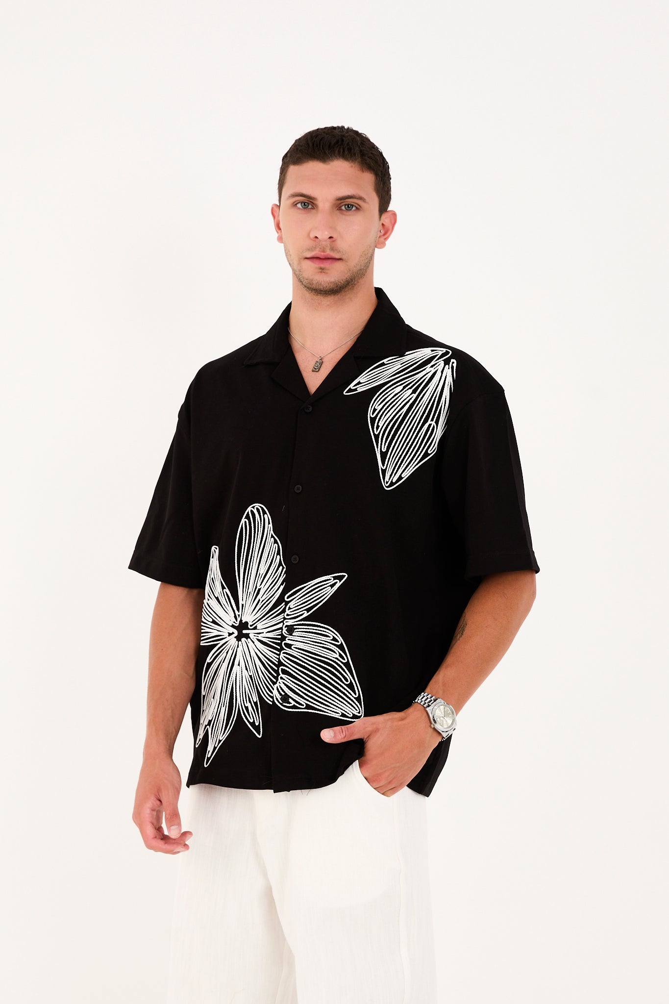 color:black