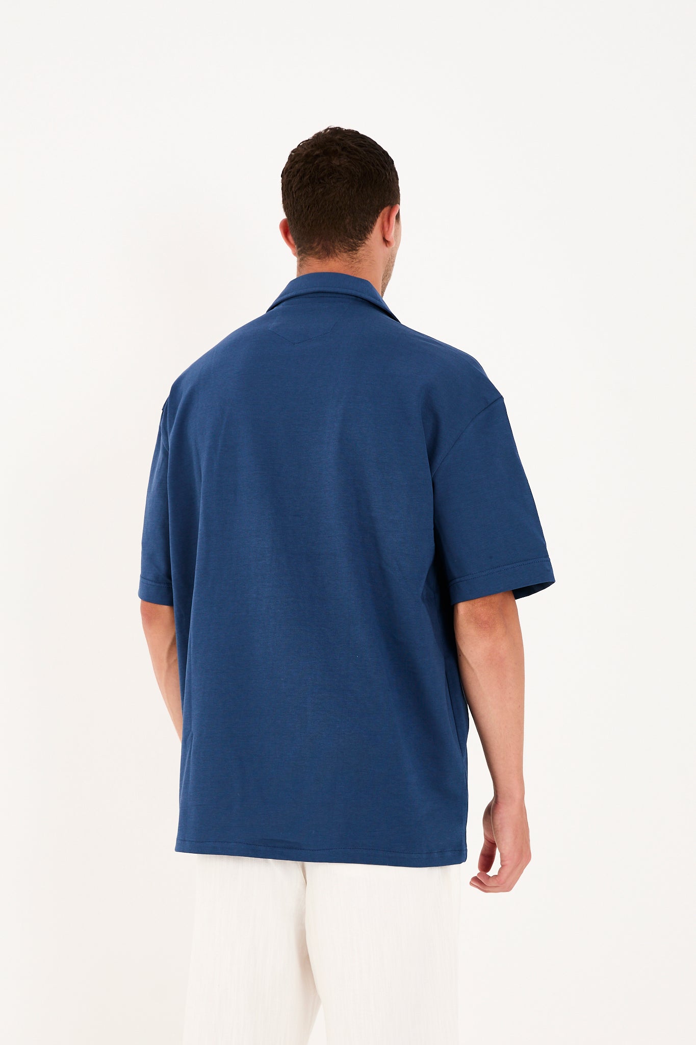 color:blue