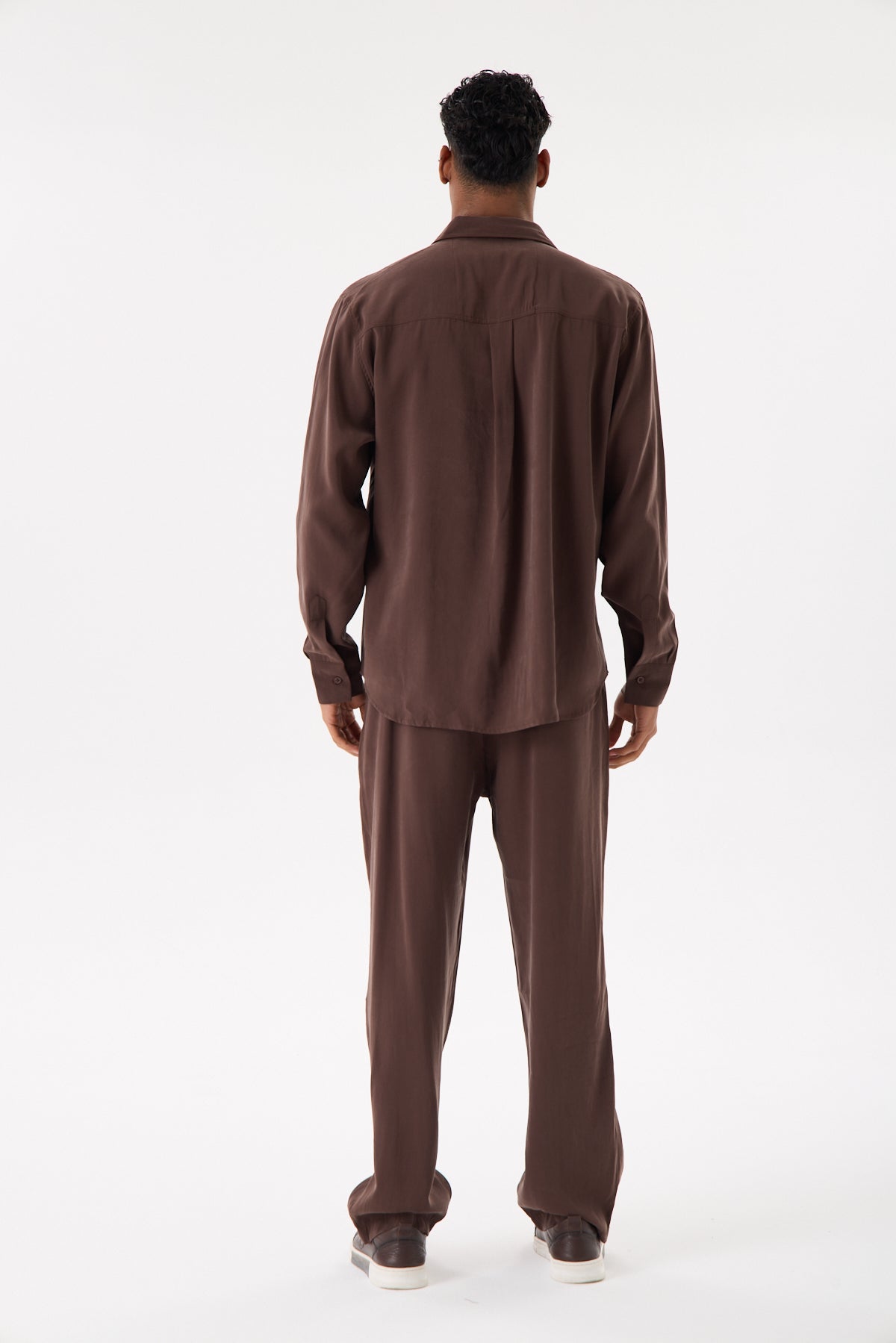 color:brown