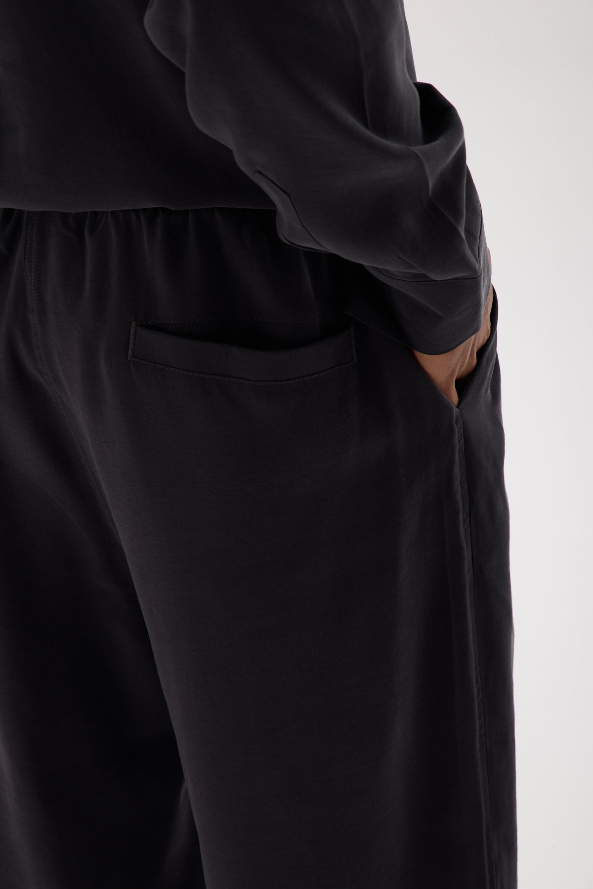 color:anthracite