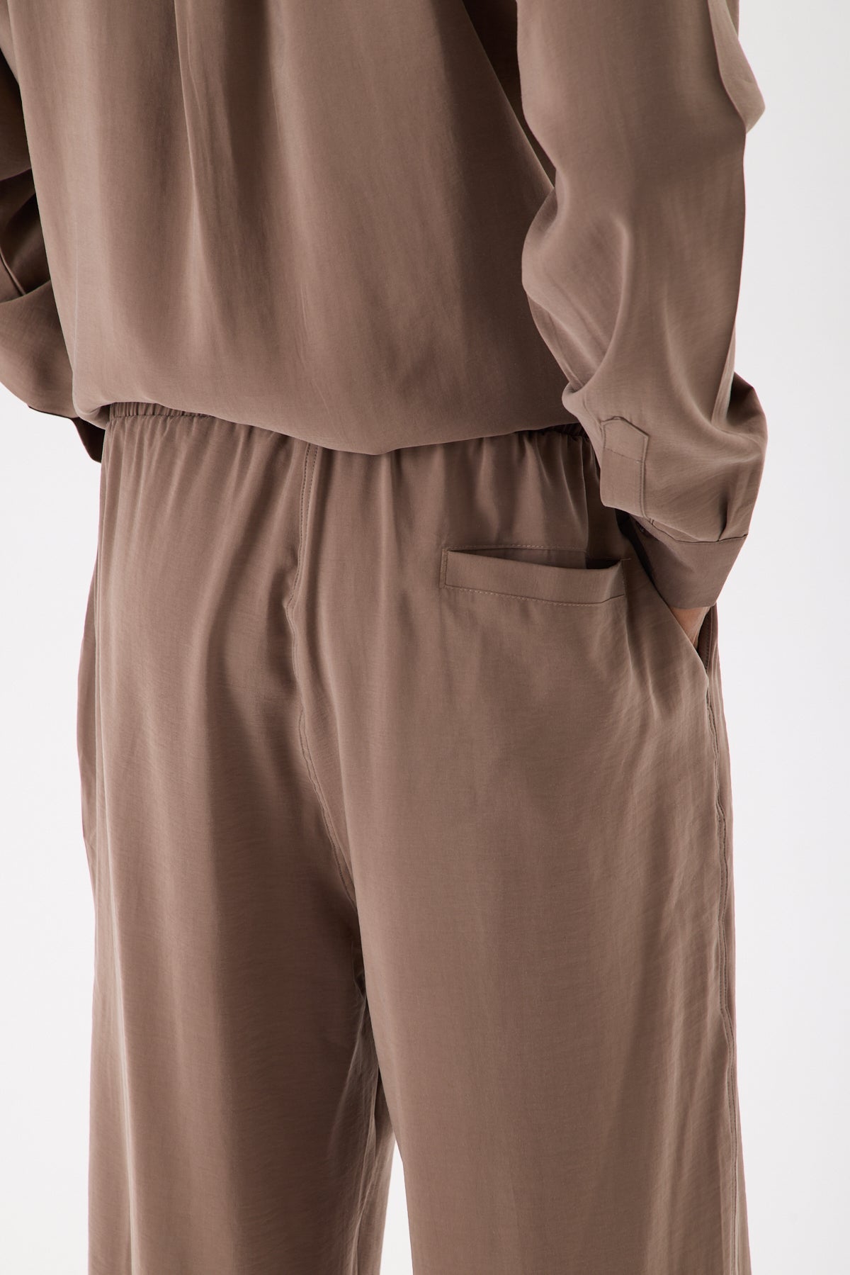 color:mink