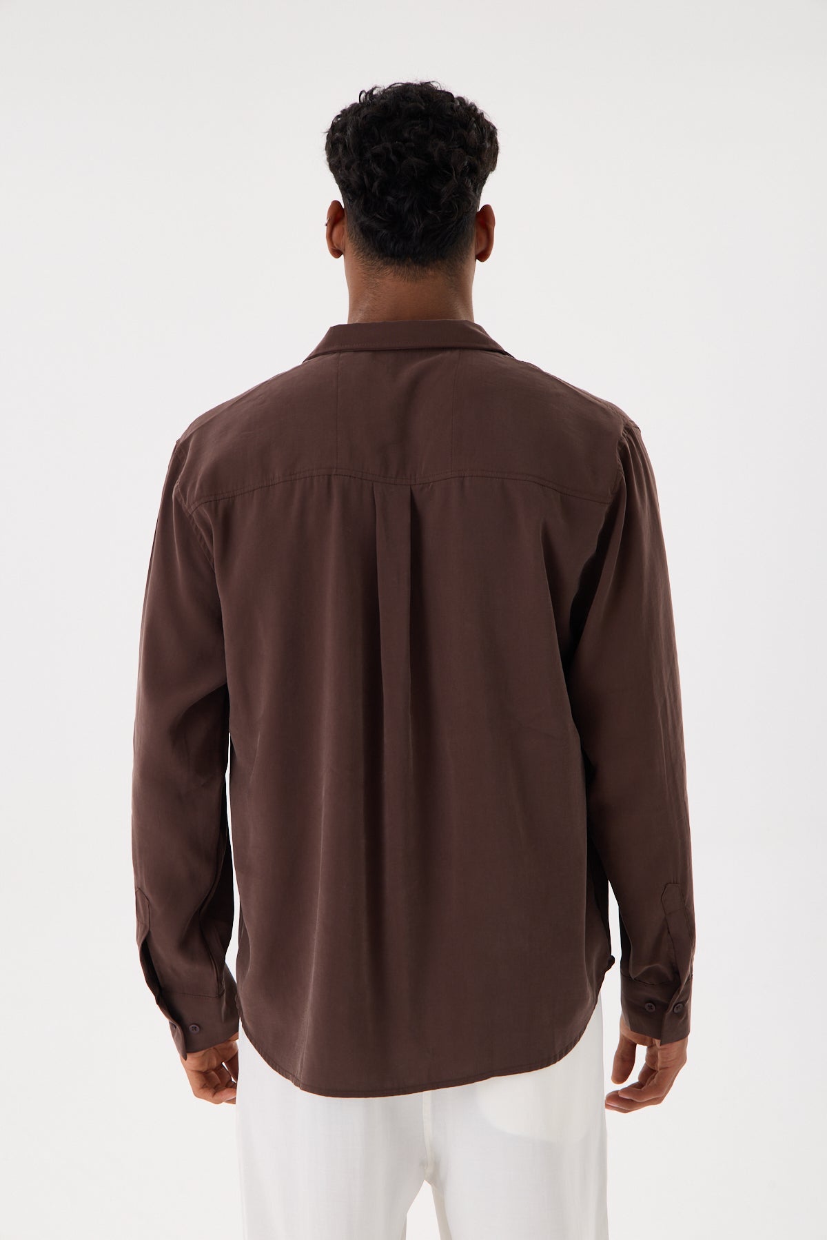 color:brown