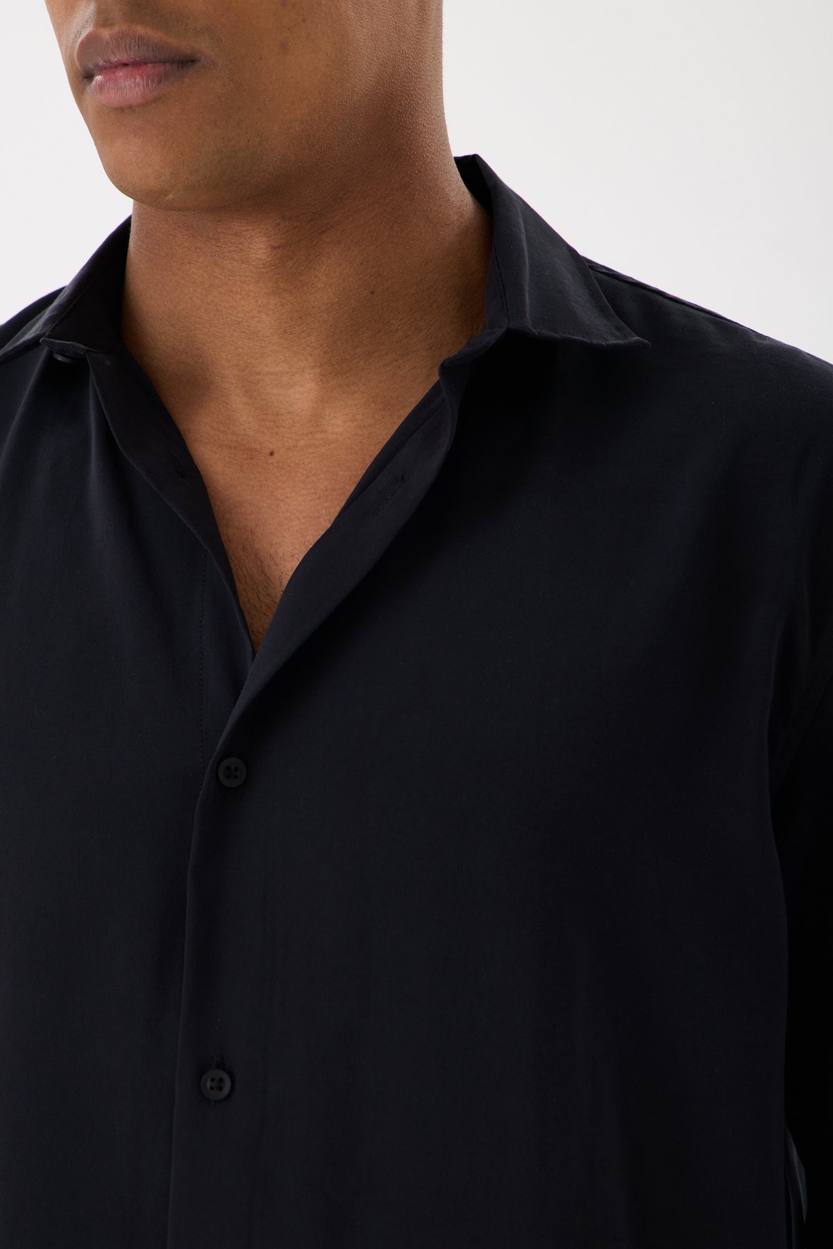 color:black