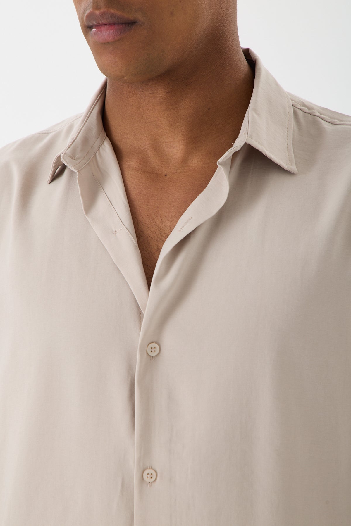color:beige