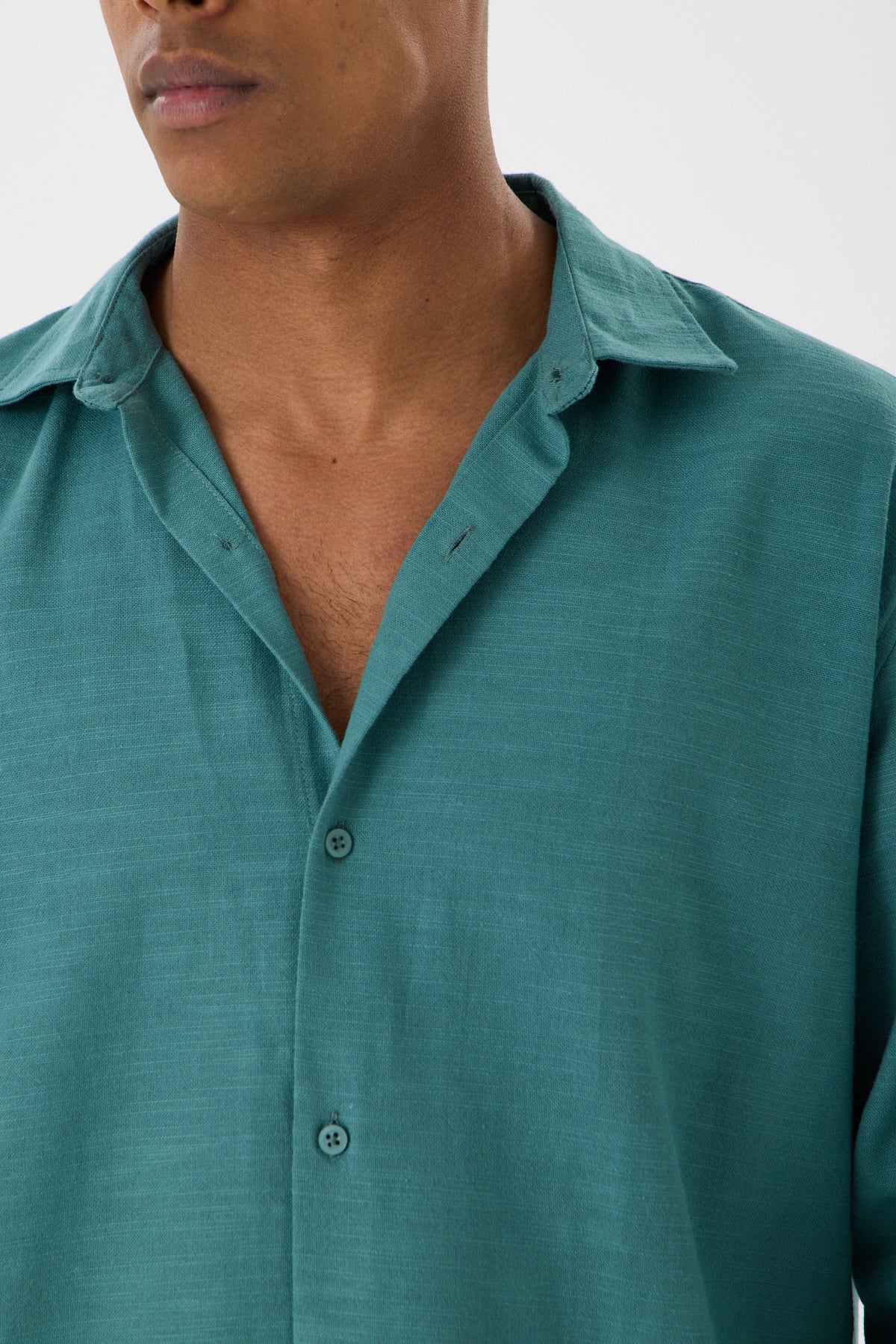 color:green