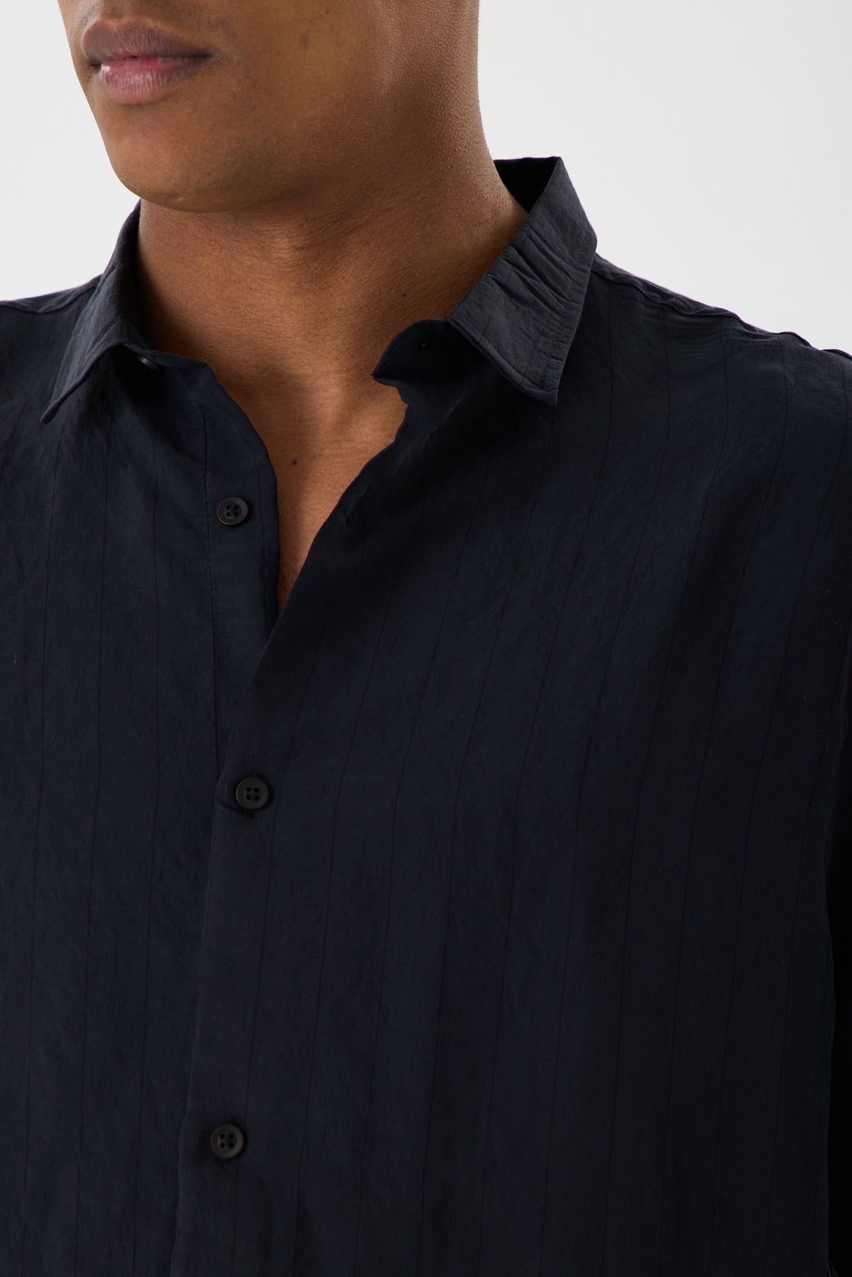color:black