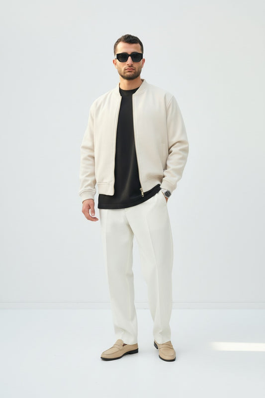 color:white