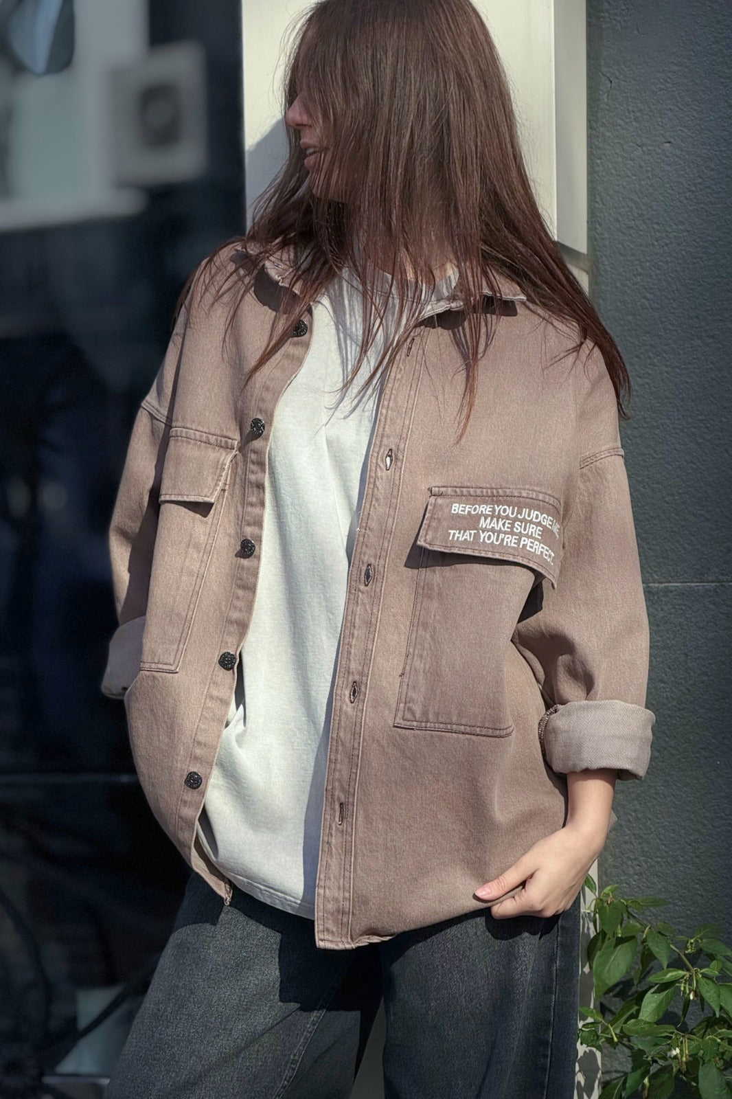 color:brown