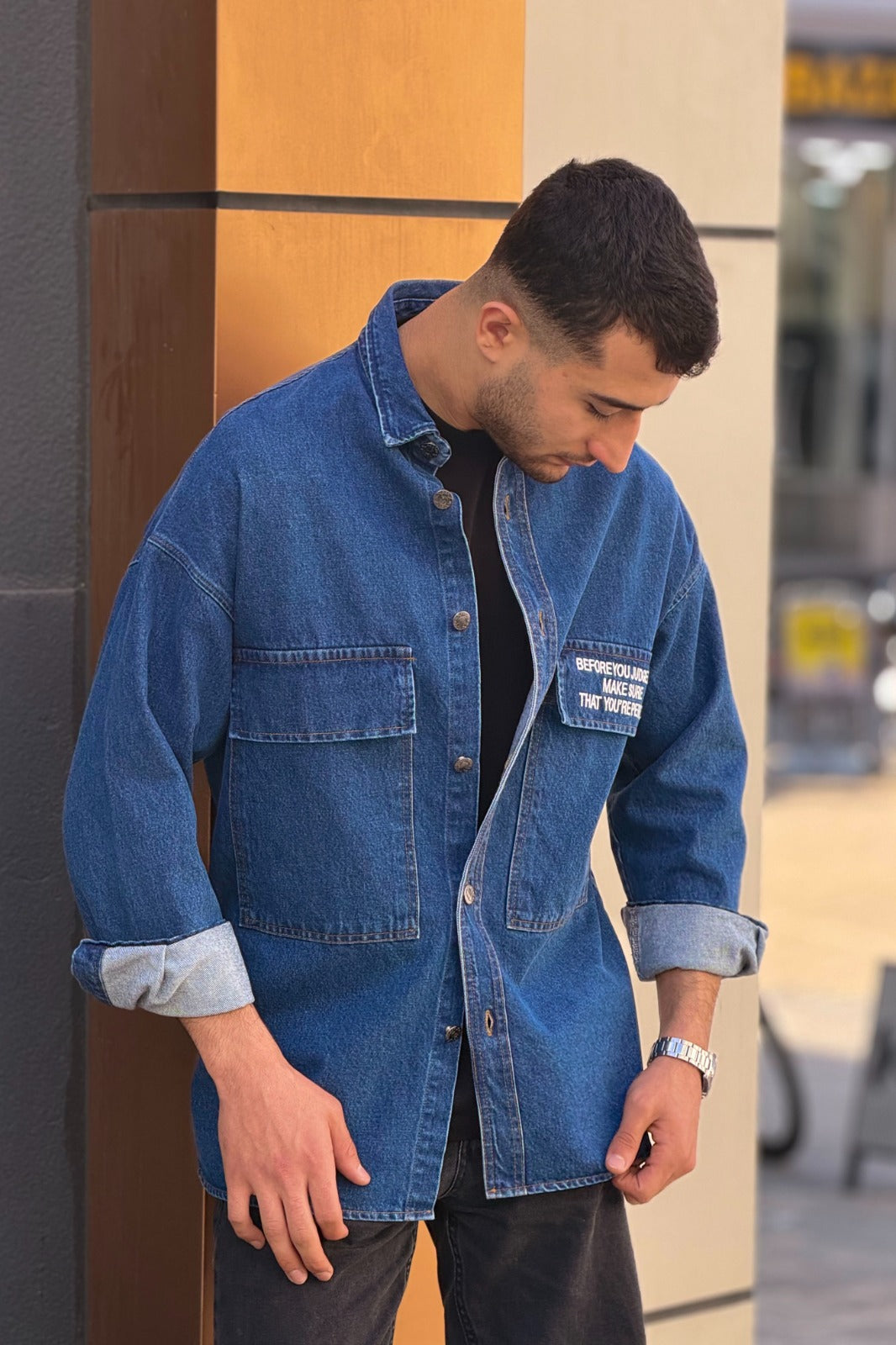 color:blue