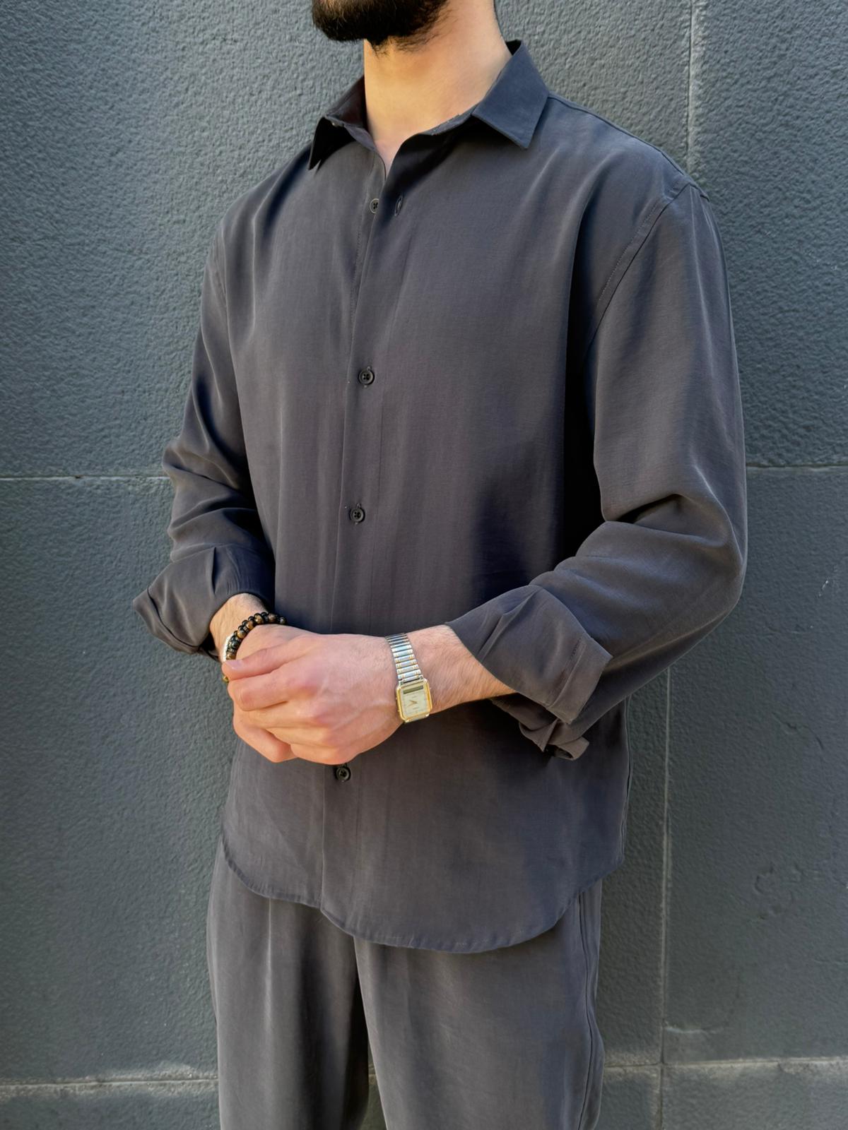 color:anthracite