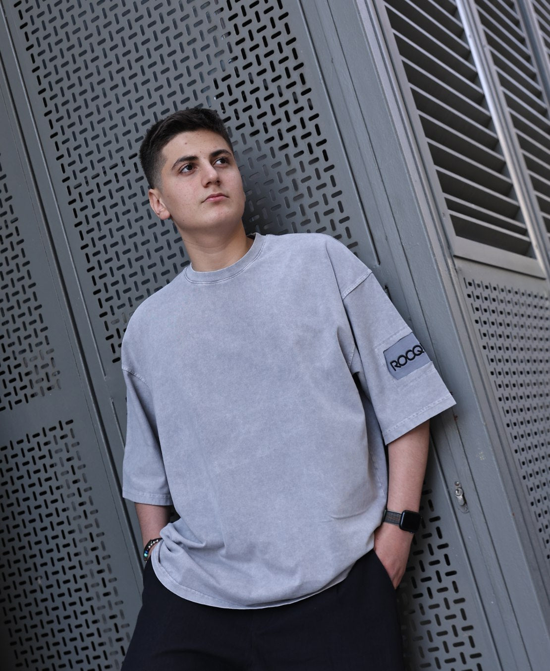 Washed Cotton T-Shirt with Sleeve Embroidery – Men’s Premium Casual Tee R-5865