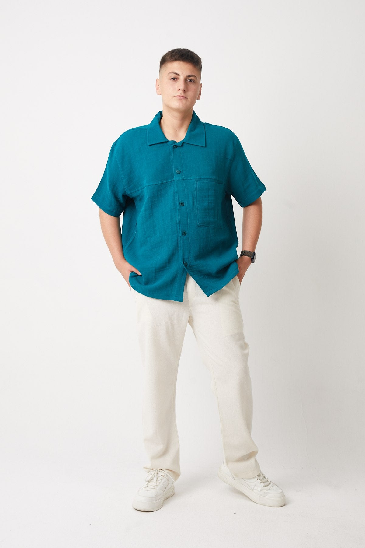 color:green