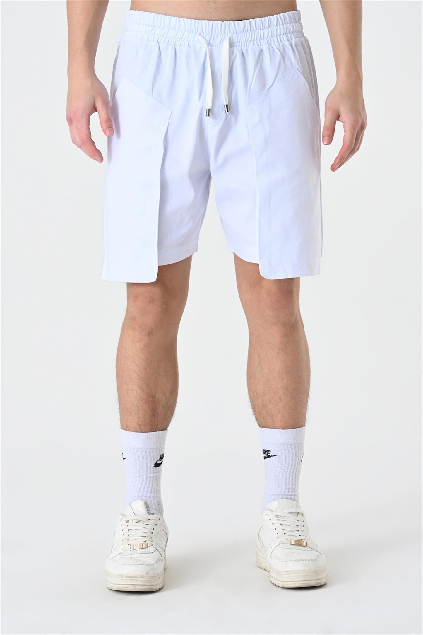 Gabardine Shorts with Elastic Waistband, Gusseted Front Pocket Detail R-4302