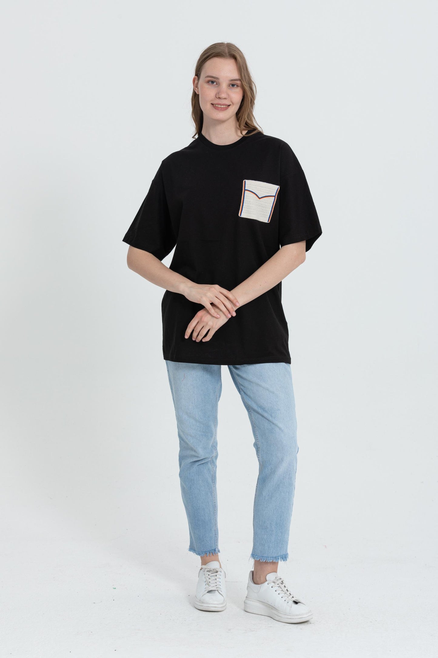 color:black