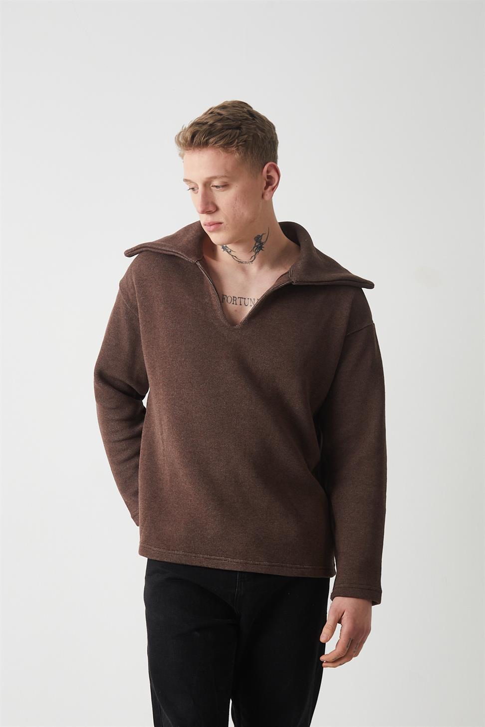  color:brown