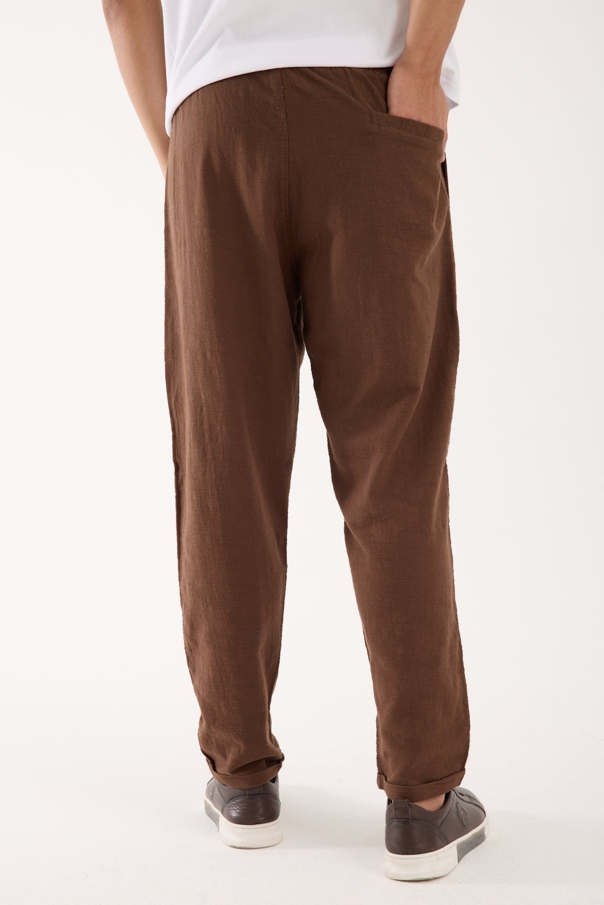 color:brown