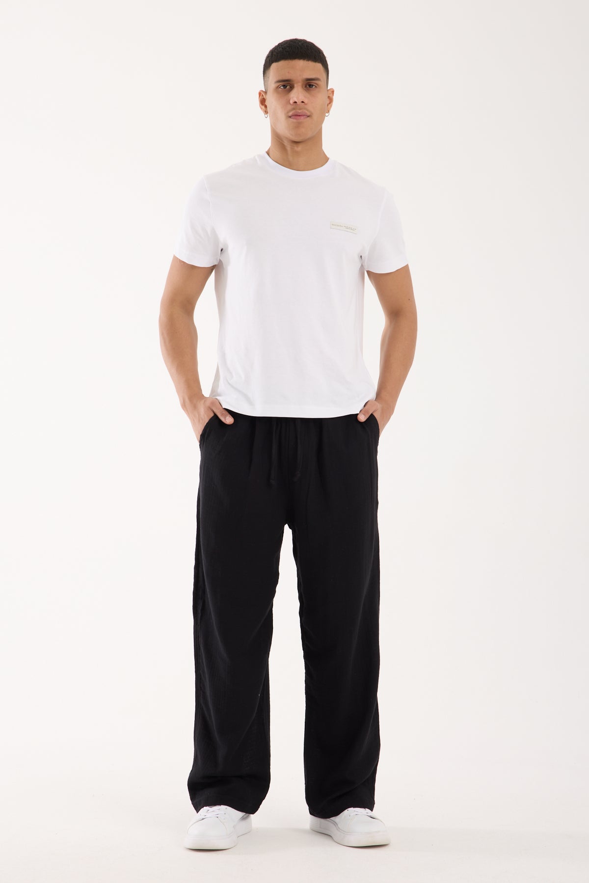 color:black