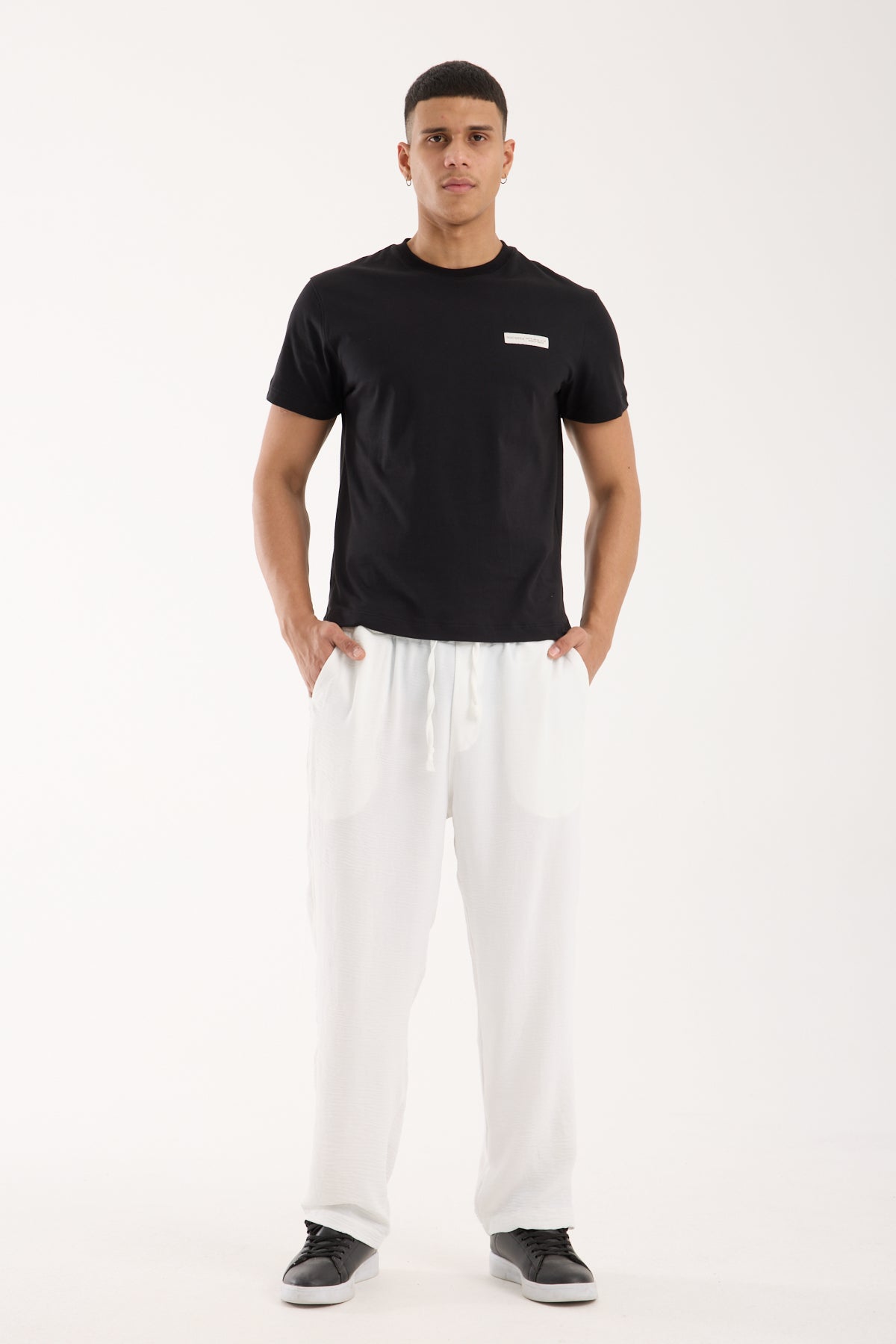 color-card:white color:white