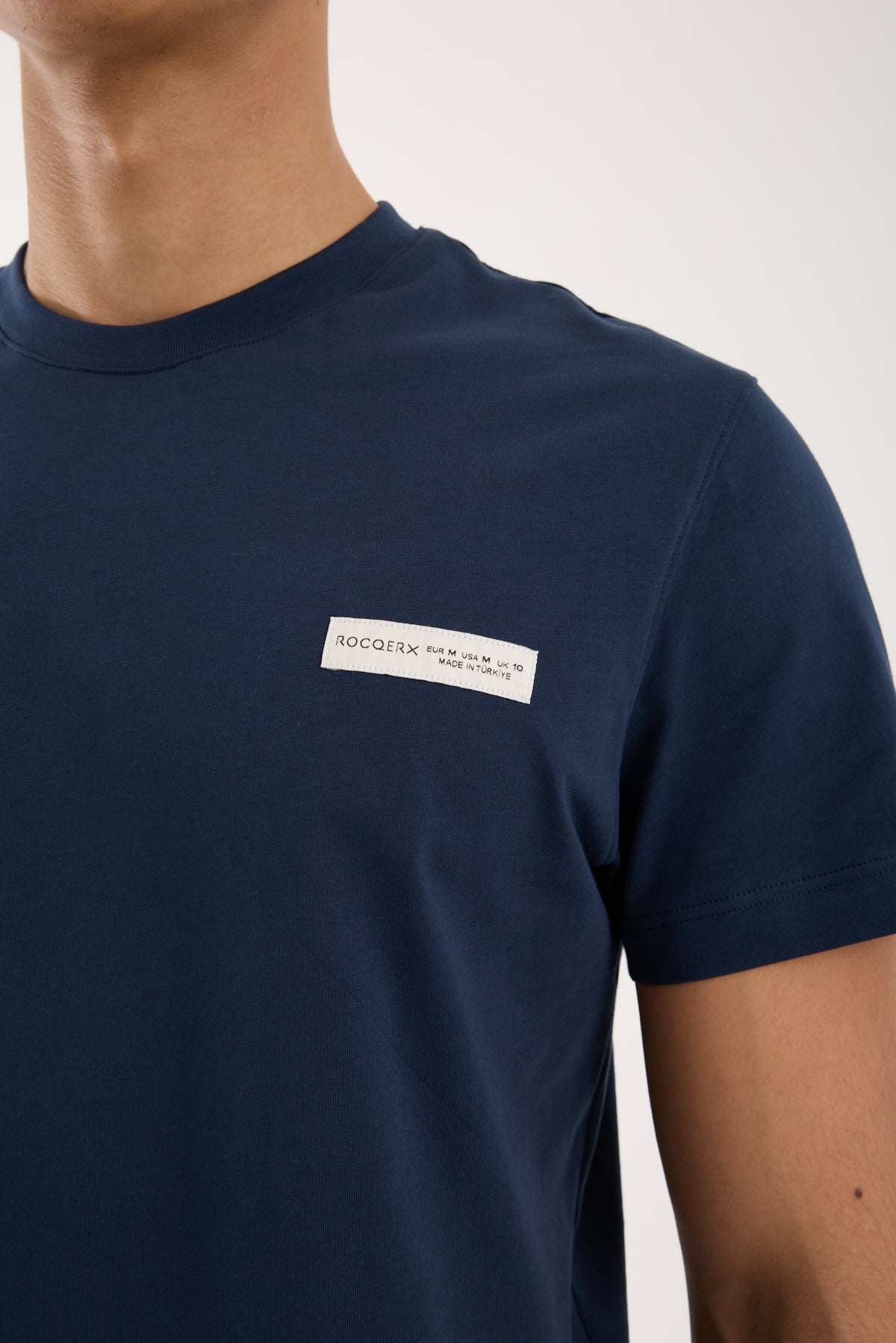 color-card:navy 
