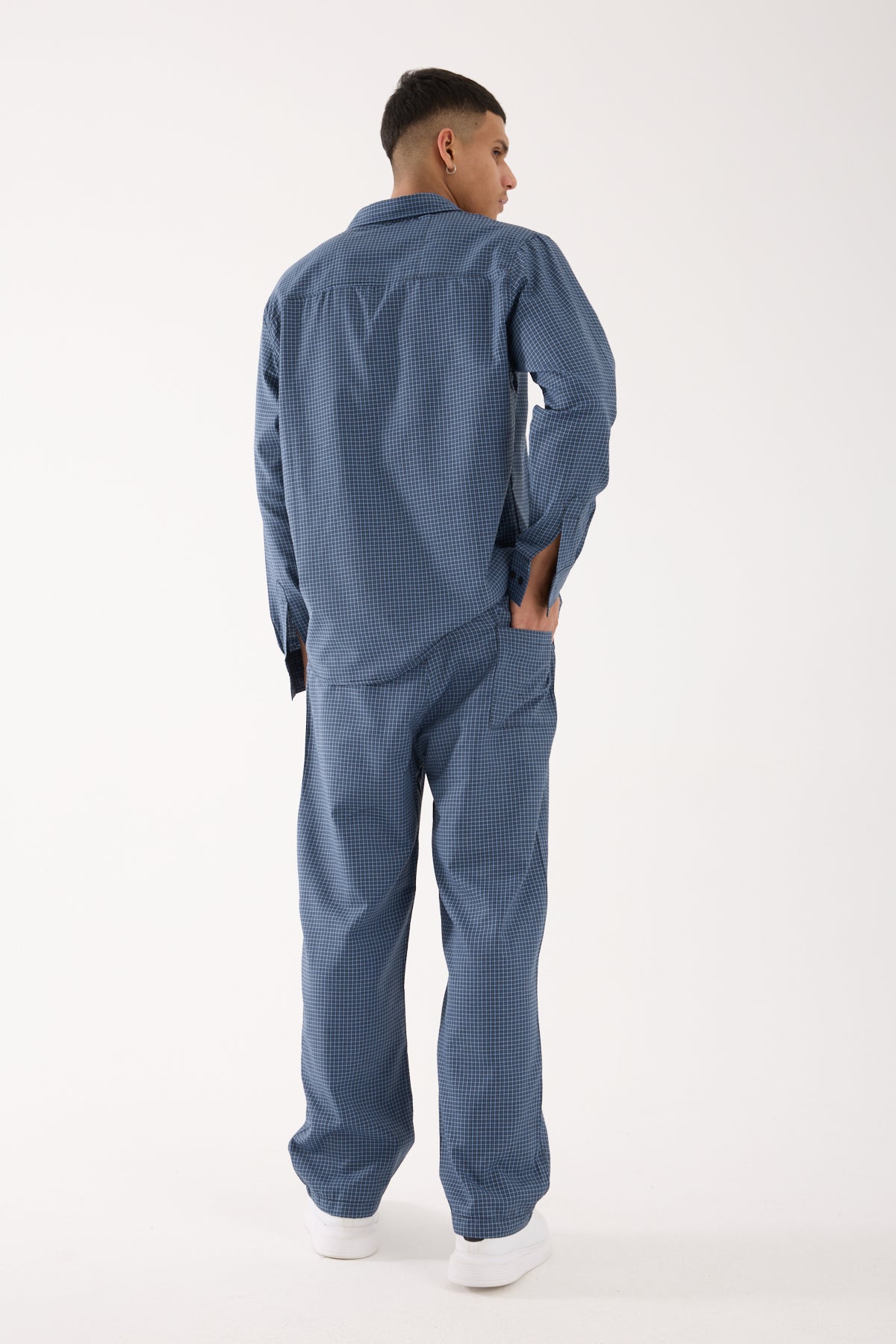 color:blue