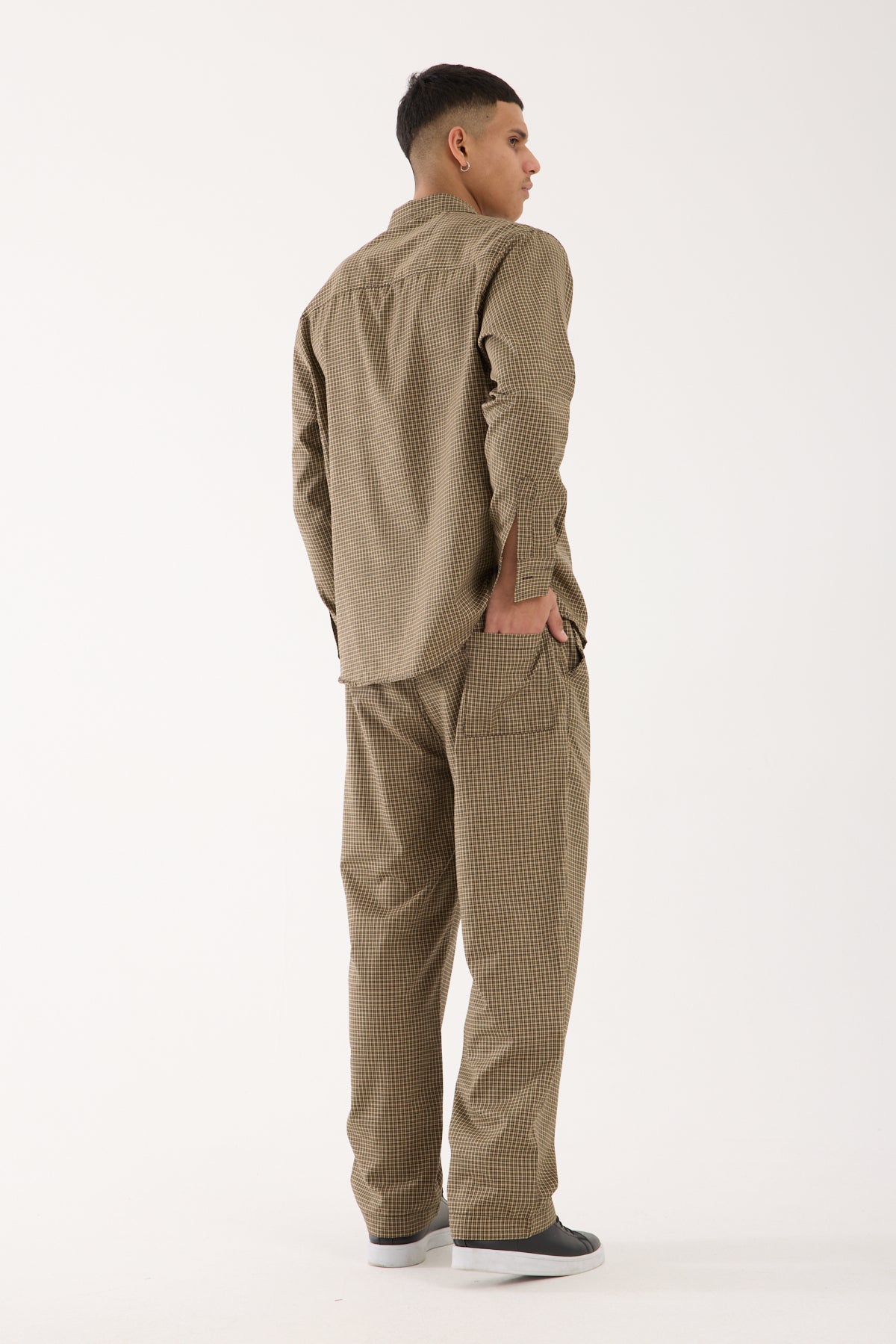 color:mink 