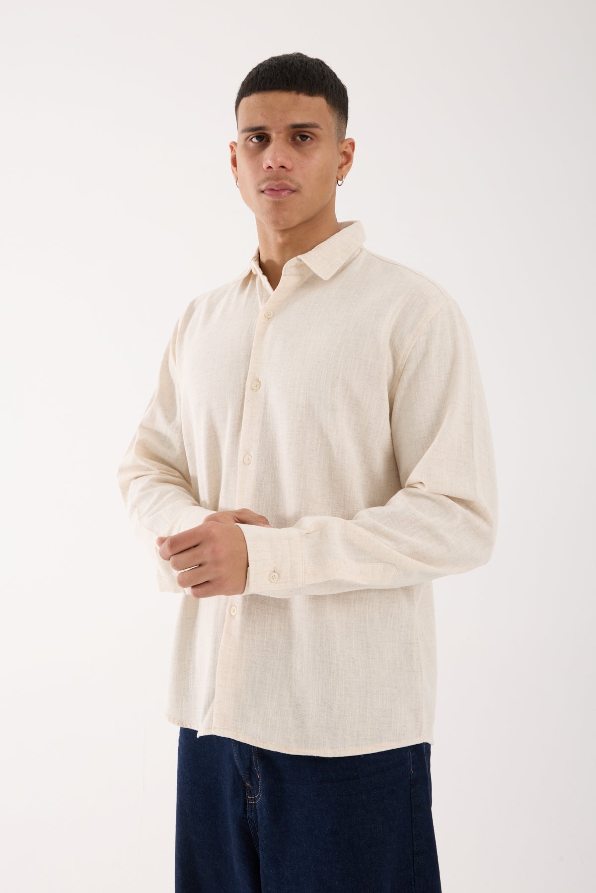 color:beige