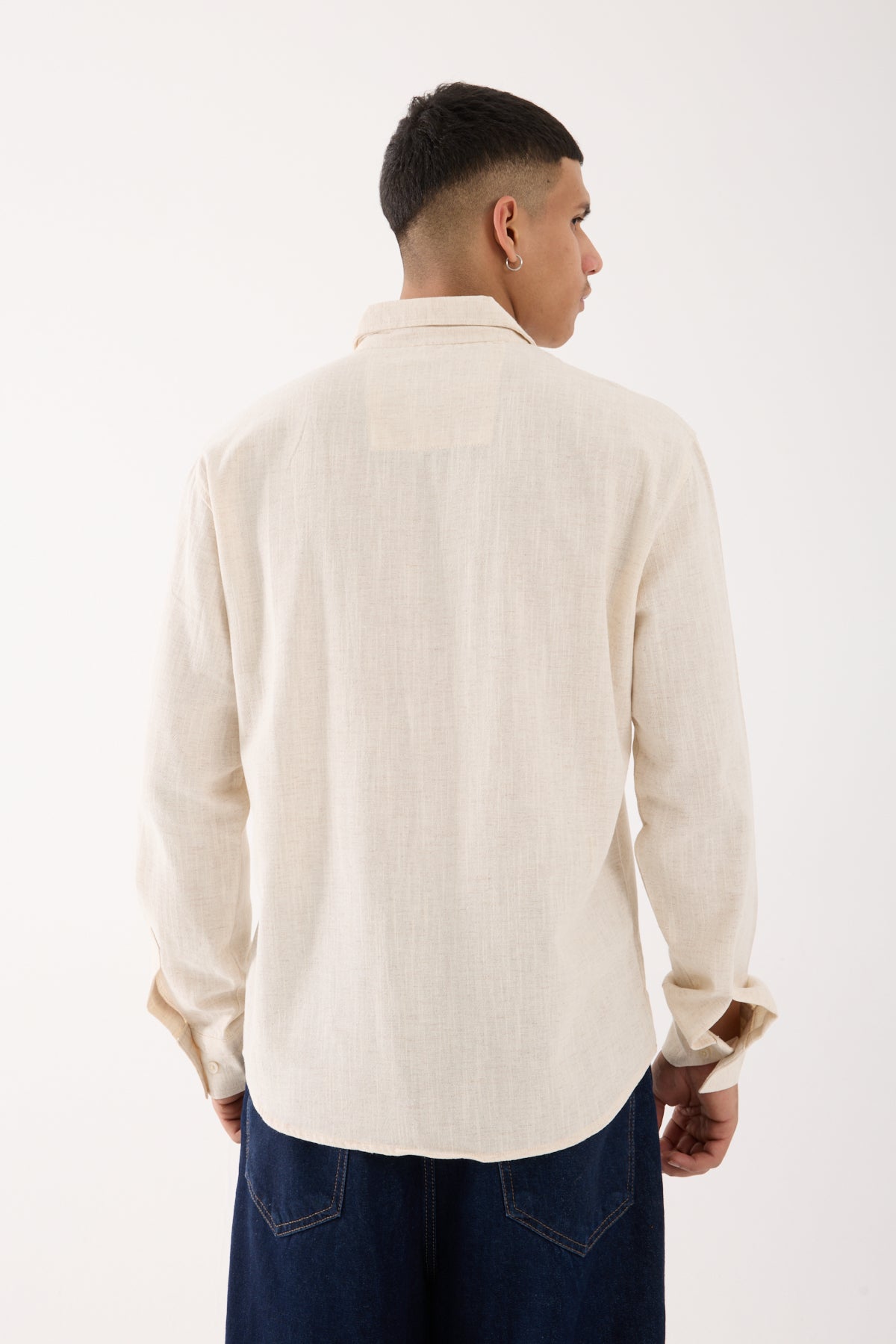 color:beige