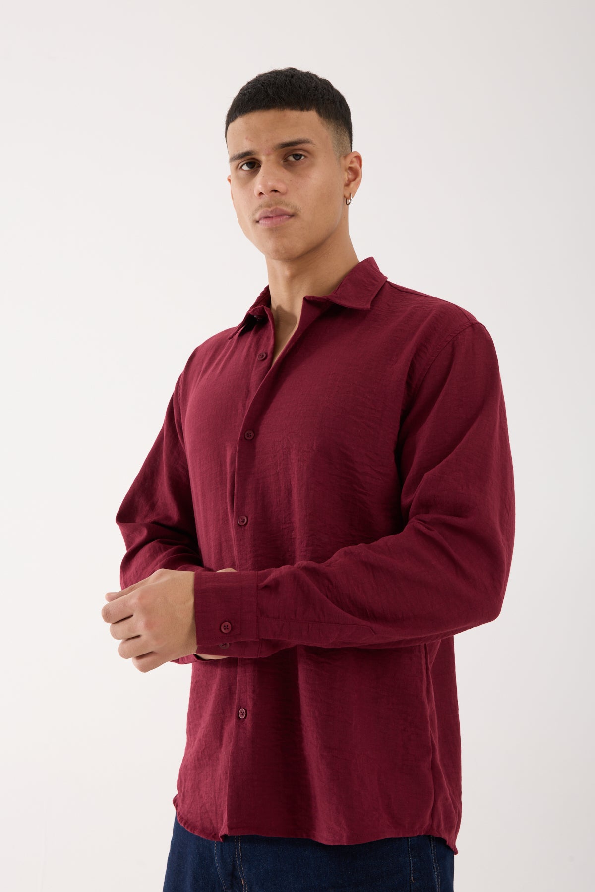 color:burgundy
