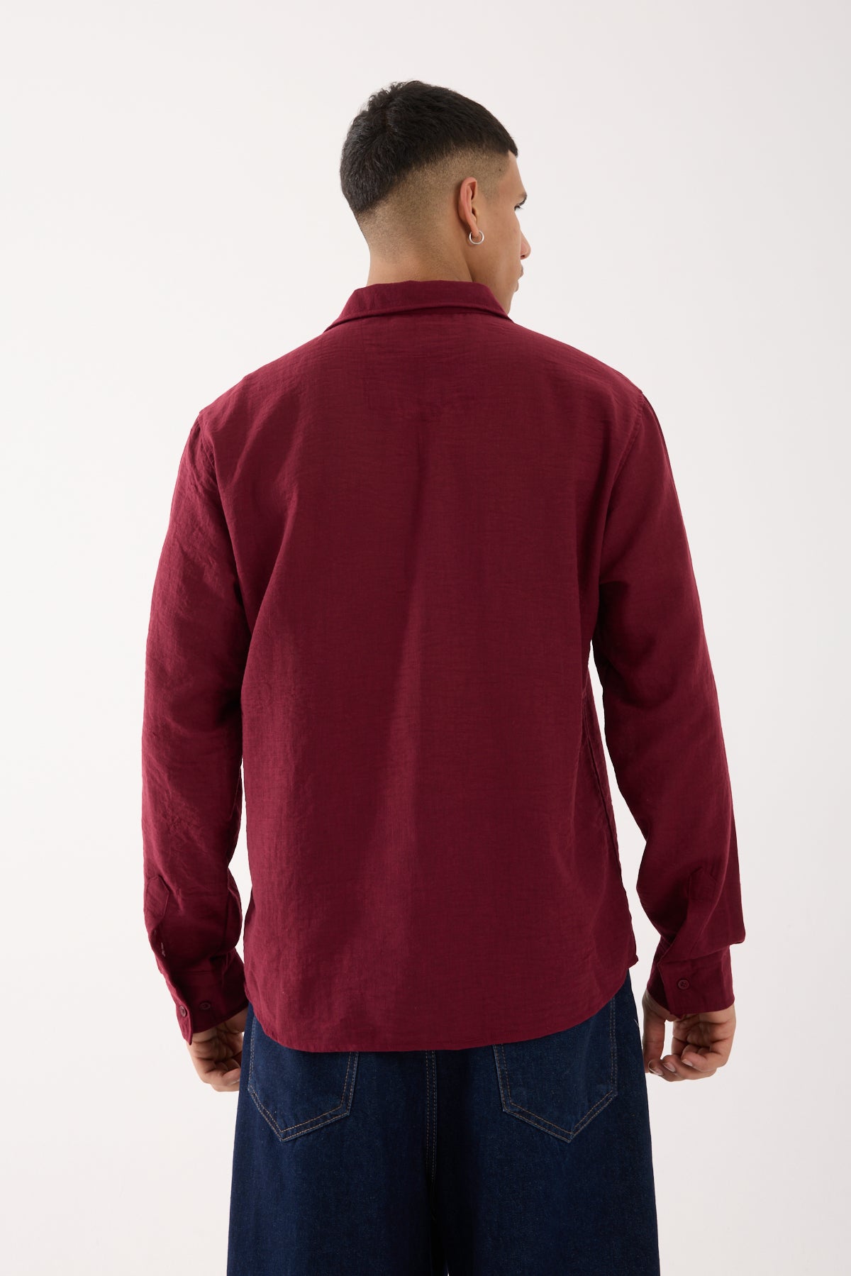 color:burgundy