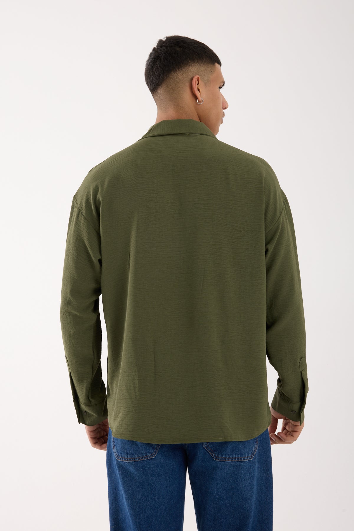 color:khaki