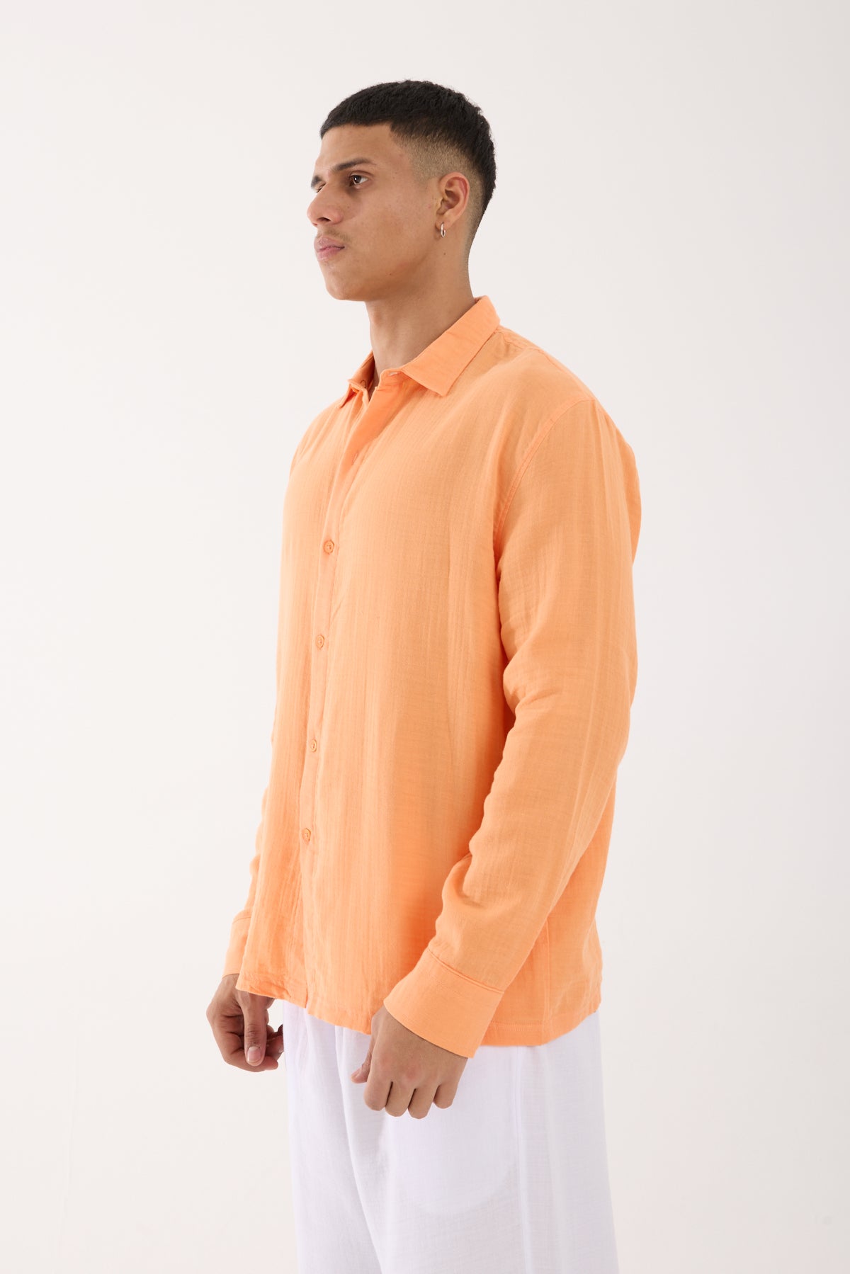 color:orange