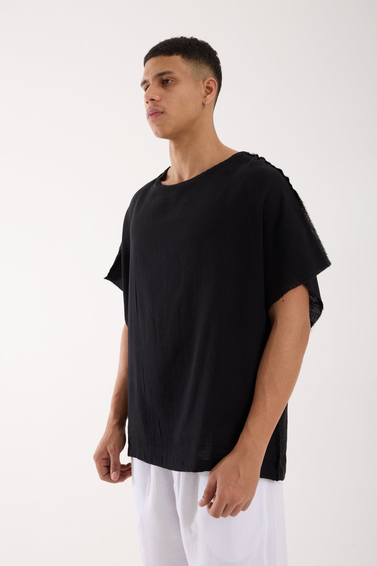 color:black