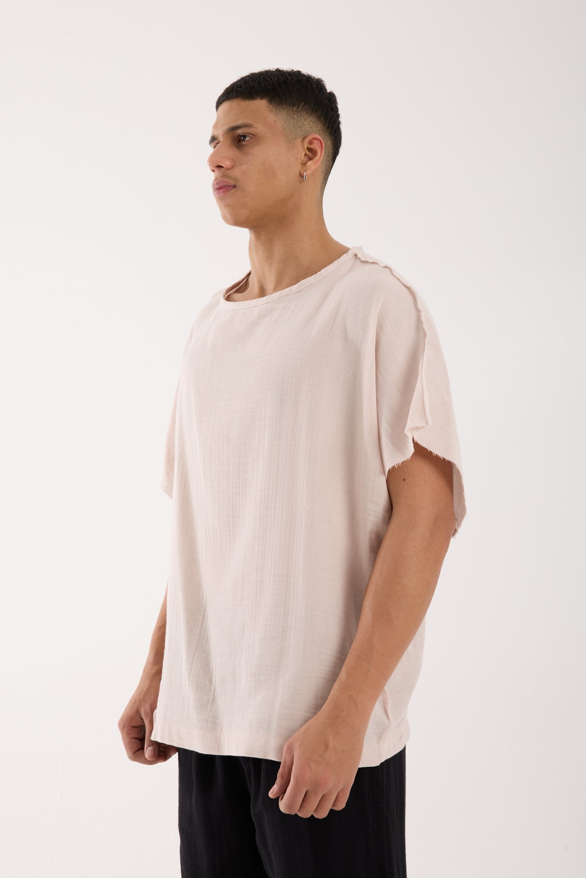 color:beige