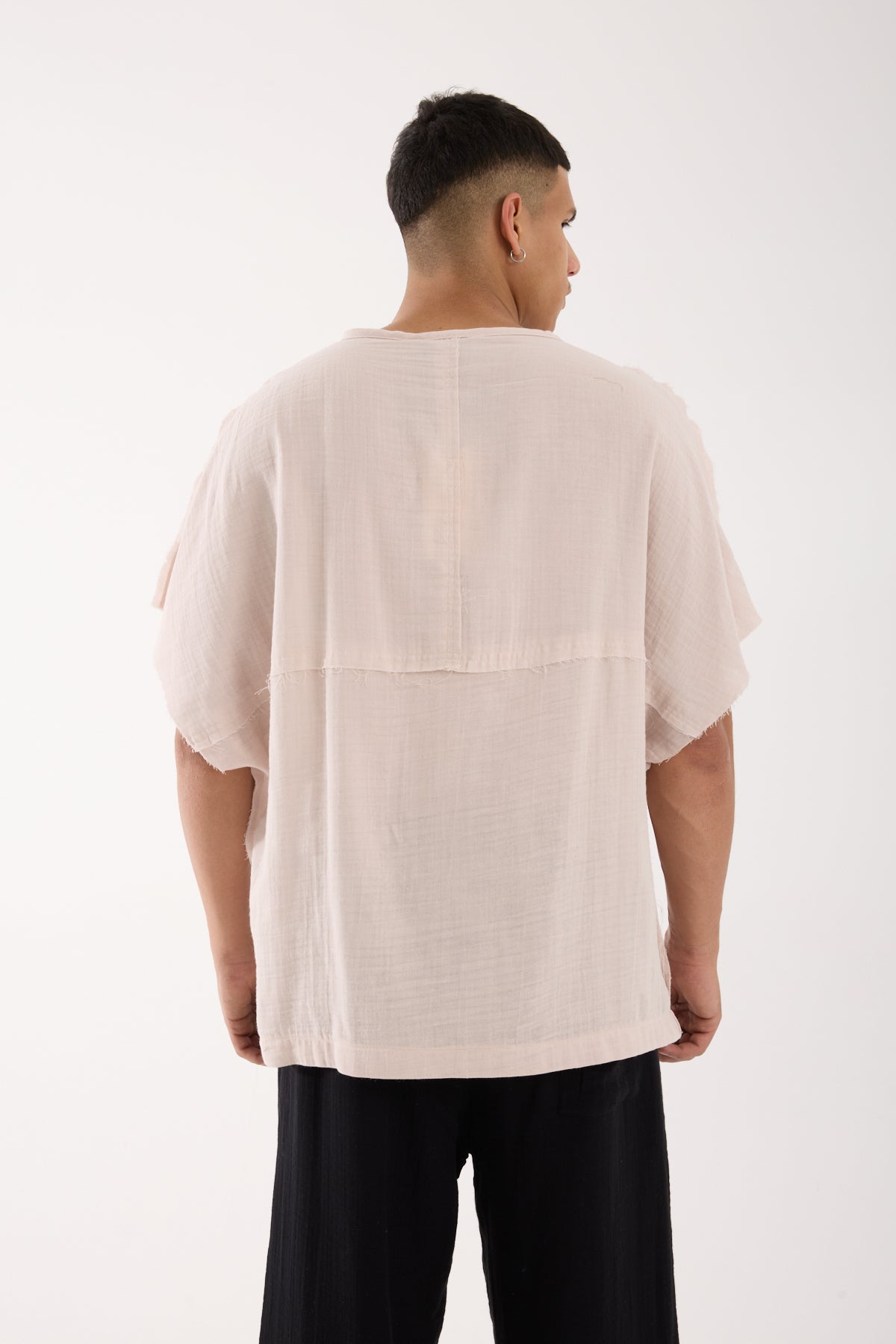 color:beige