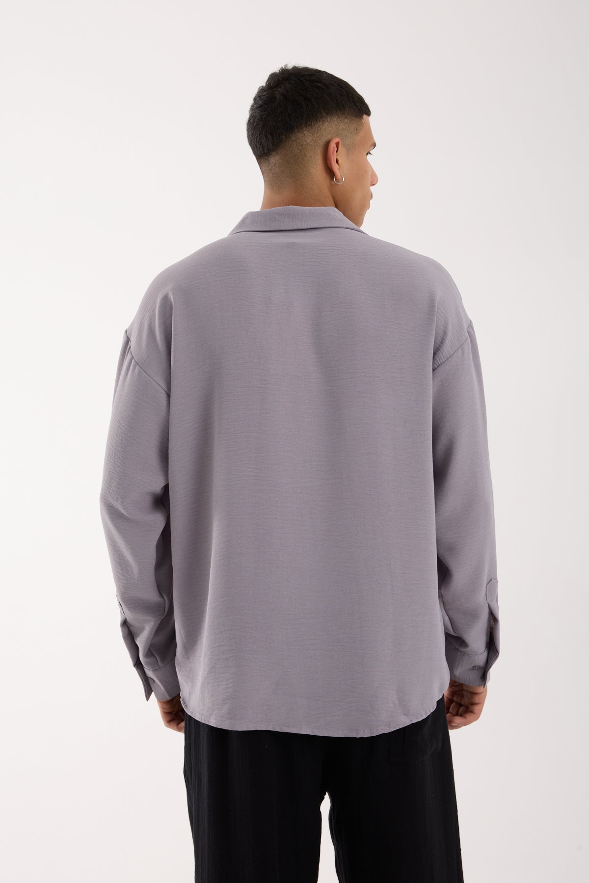 color:gray