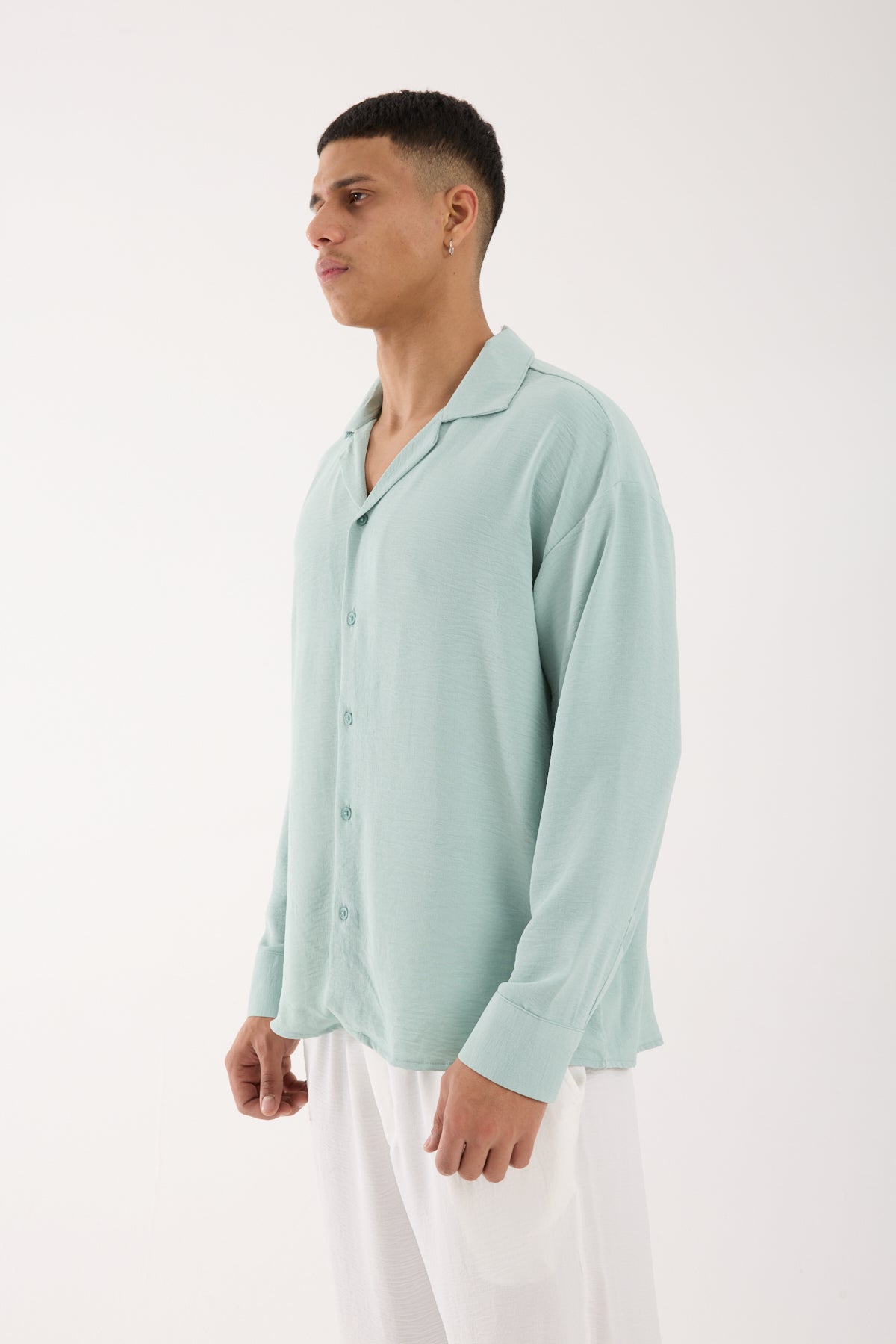 Men’s Oversized Open Collar Aerobin Shirt – Relaxed Fit Lightweight Long Sleeve Shirt R-3575