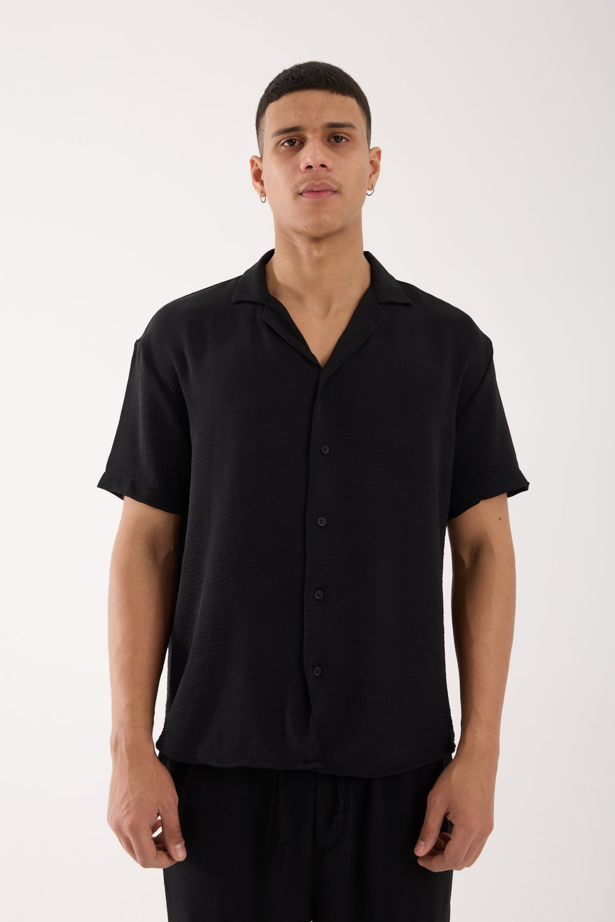 color-card:black color:black