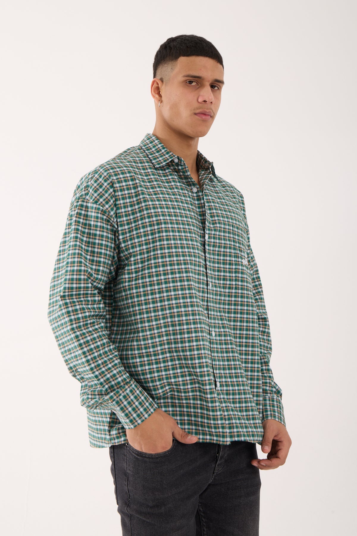 color:green