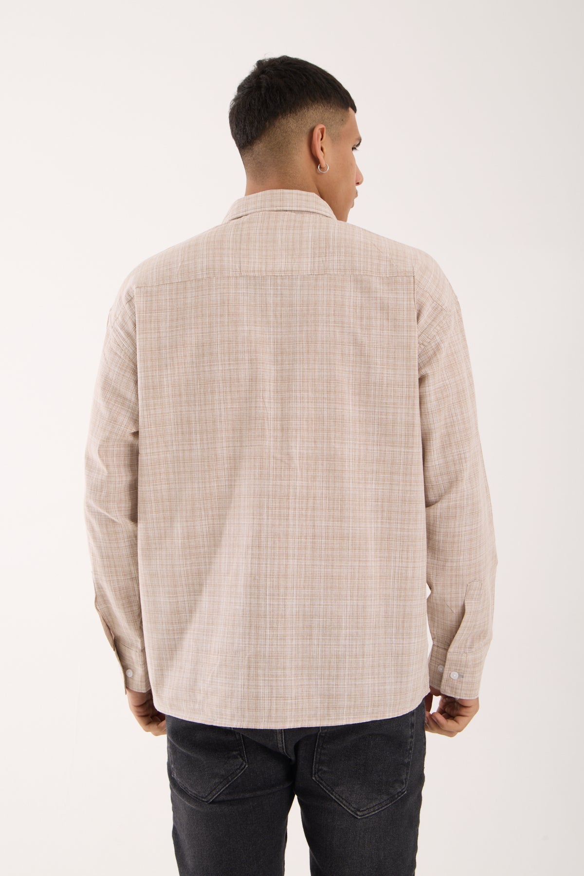 color:beige