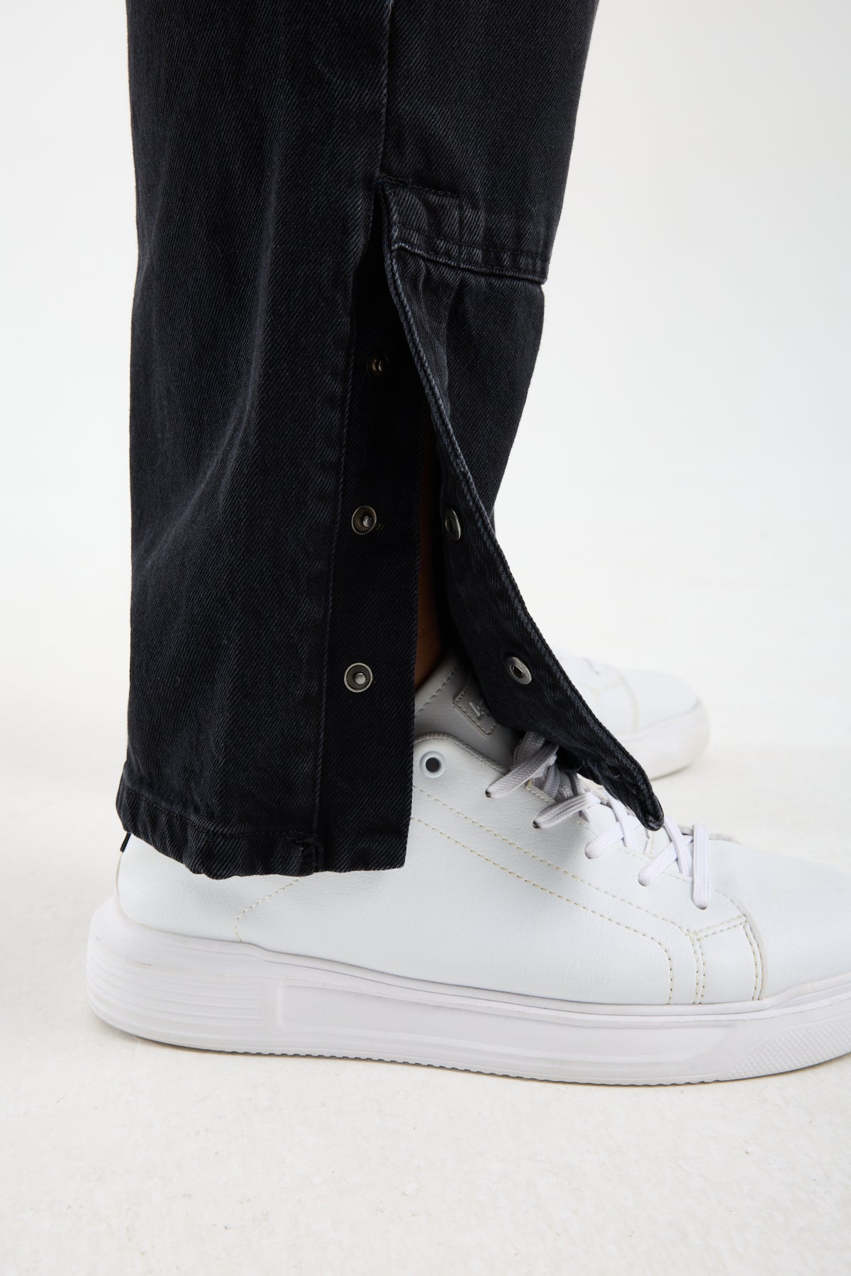 Washed Black Wide Leg Denim Jeans for Men T-335